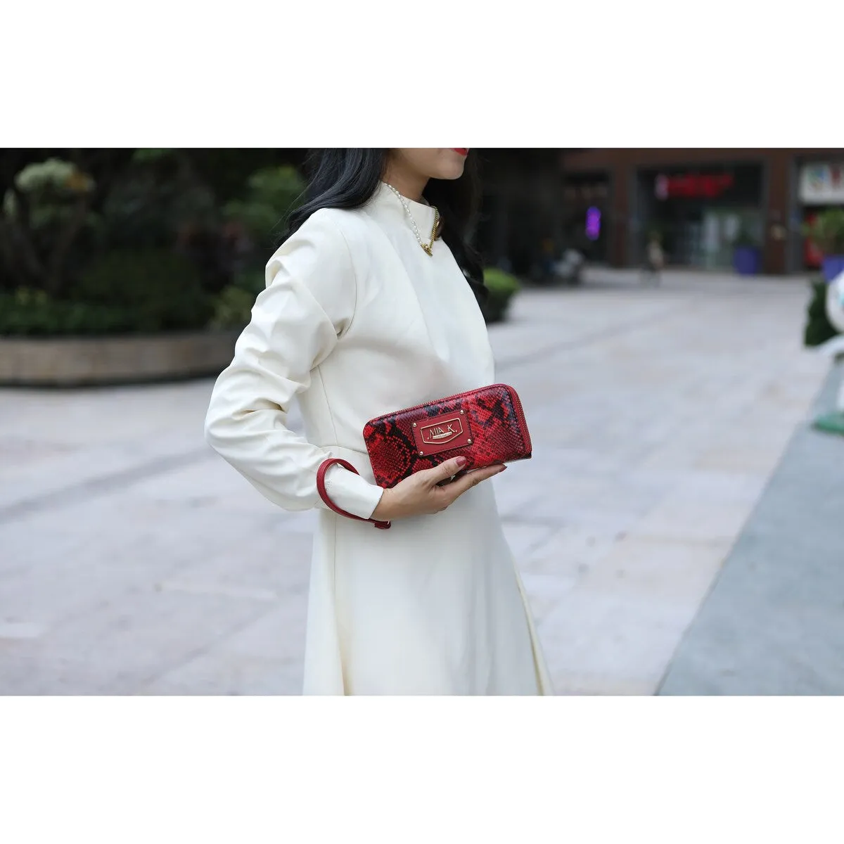 Darla Continental Wallet and Travel Set sold by Zulily product image thumbnail 2