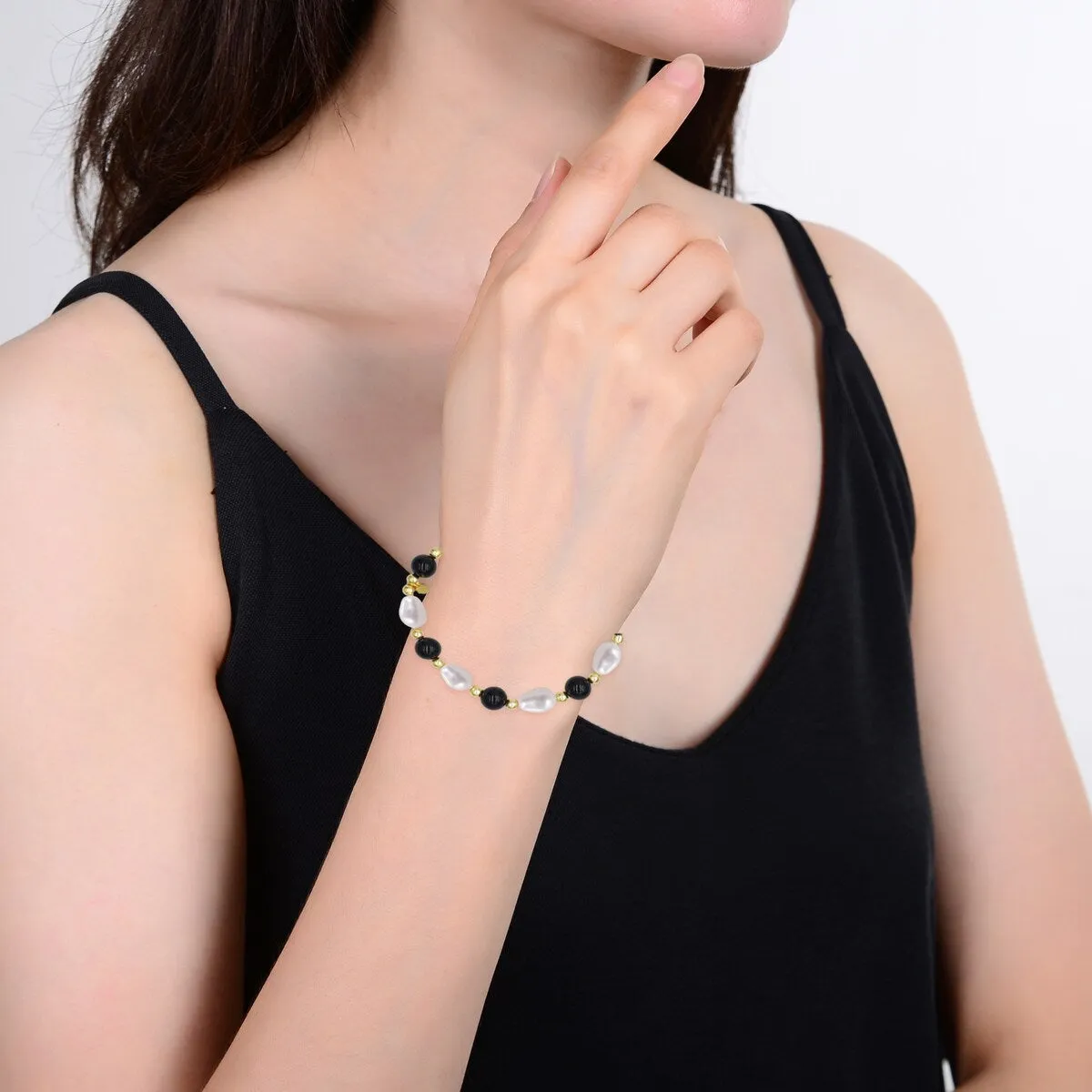 Black Onyx and Freshwater Pearl Bead Bracelet sold by Zulily product image thumbnail 2