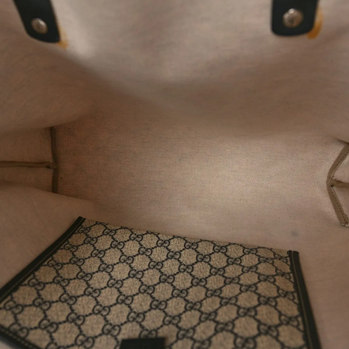 Gucci Tote Bag GG Supreme (Pre-Owned) - One Size sold by Zulily product image thumbnail 4