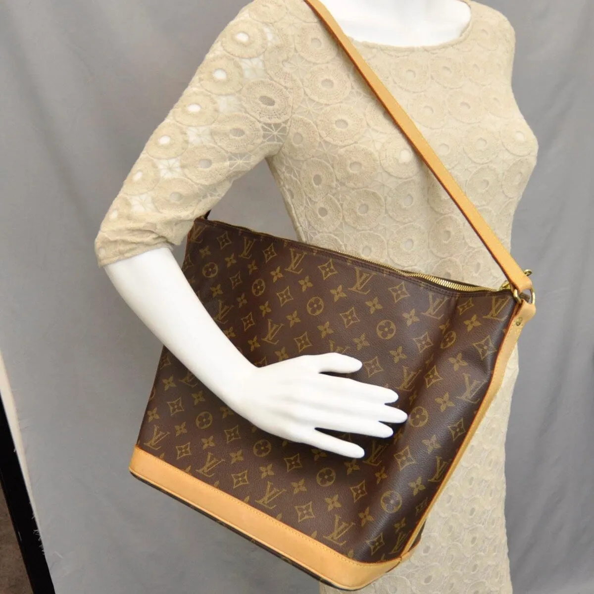 Louis Vuitton Amfar Three Monogram (Pre-Owned) - One Size sold by Zulily product image thumbnail 2