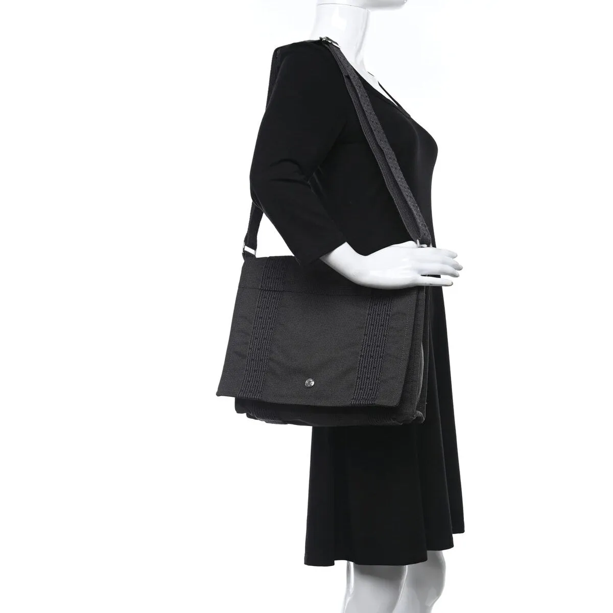 Hermes Herline Messenger (Pre-Owned) sold by Zulily product image thumbnail 2