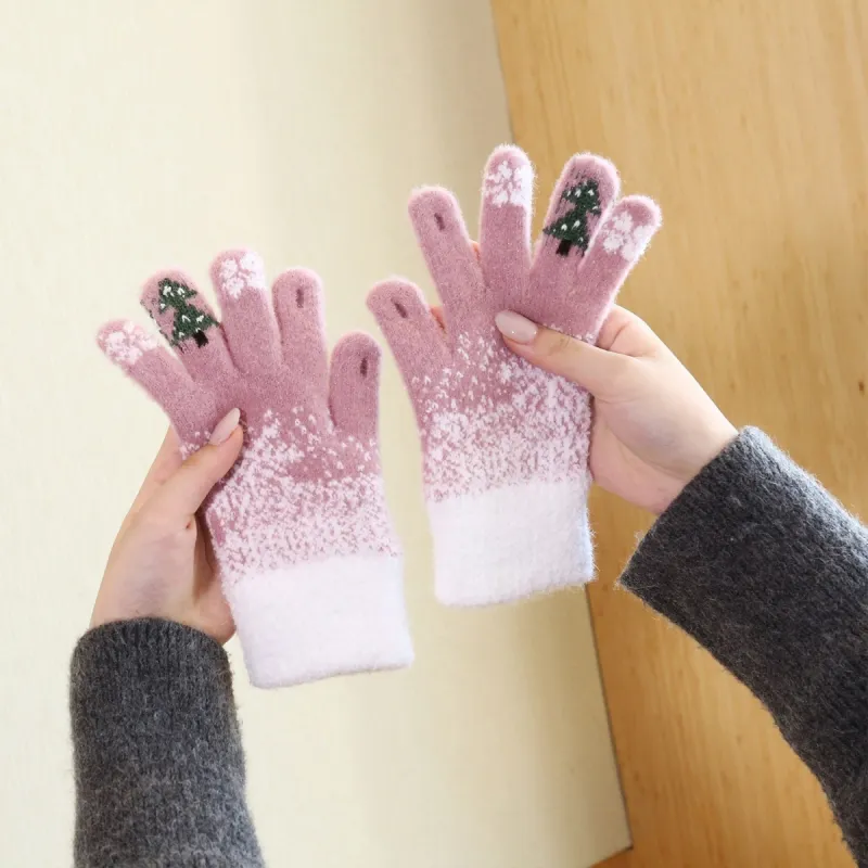 Pink Snowflake Touchscreen Gloves sold by Zulily