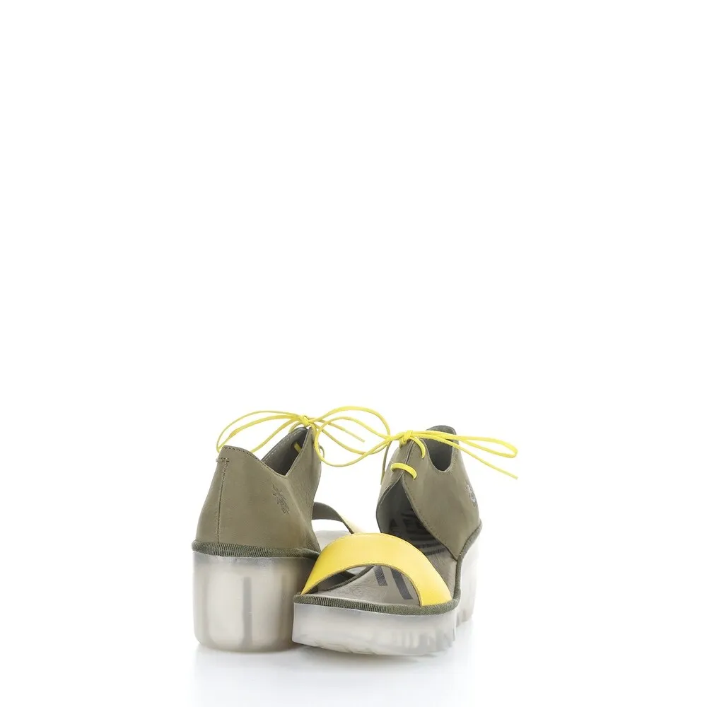 Bilu465Fly sold by Zulily