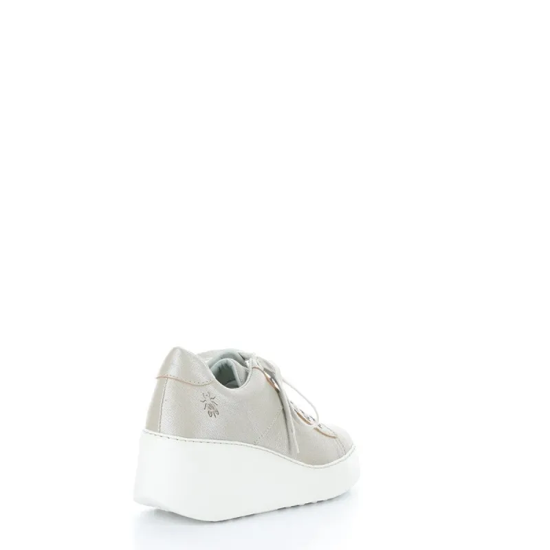 Delf580Fly sold by Zulily