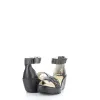 Yaru471Fly sold by Zulily