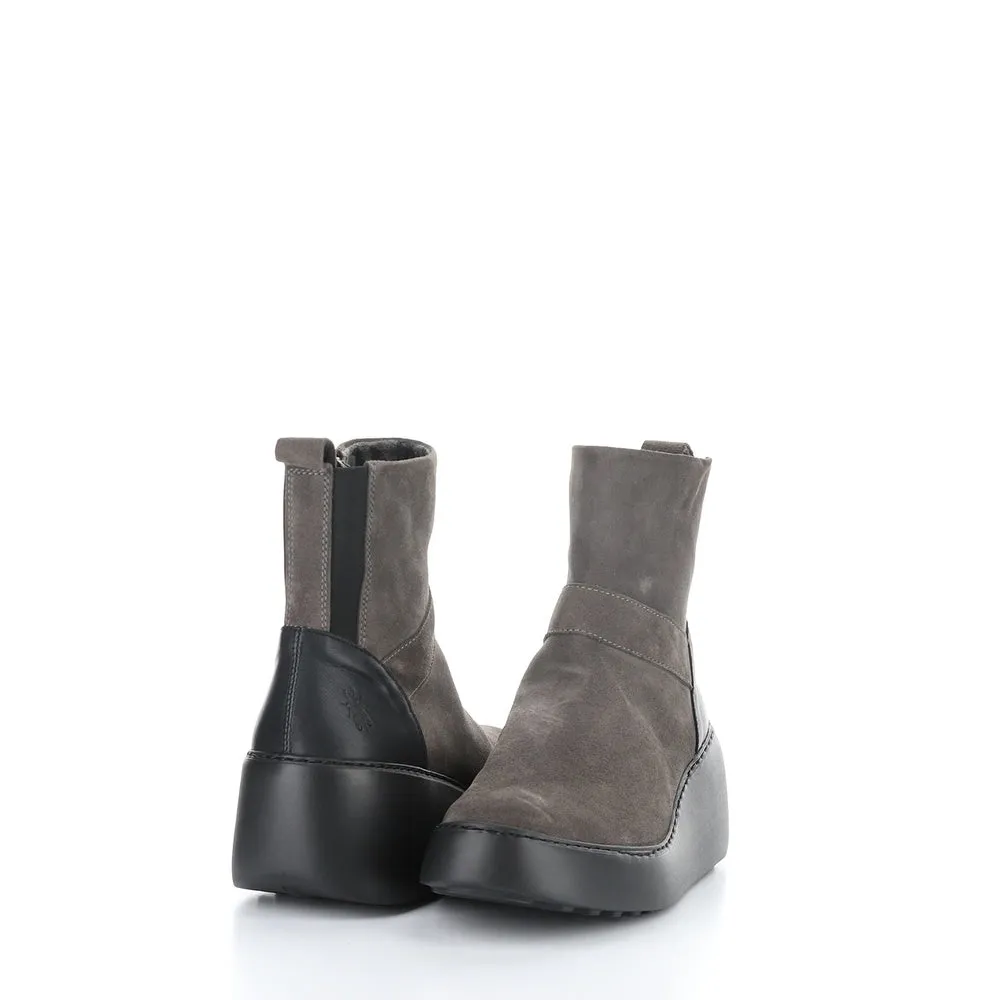 Doxe604Fly sold by Zulily