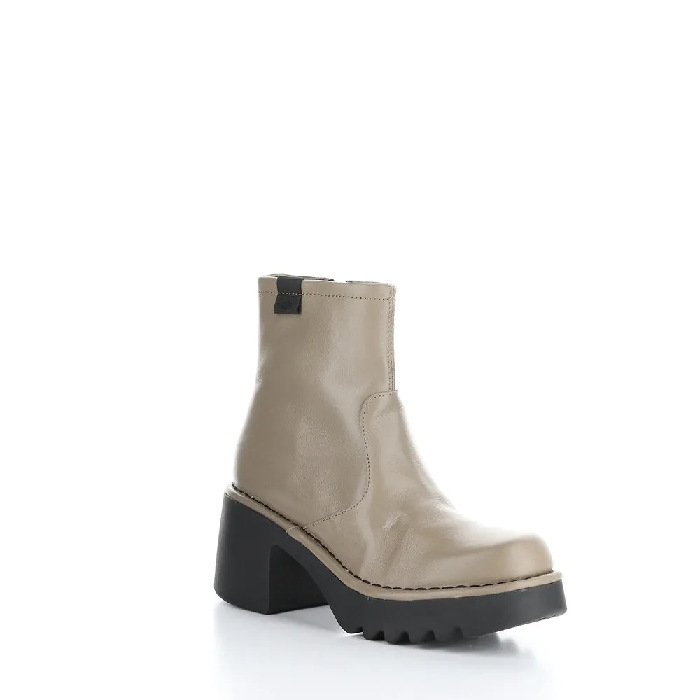 Moge250Fly sold by Zulily