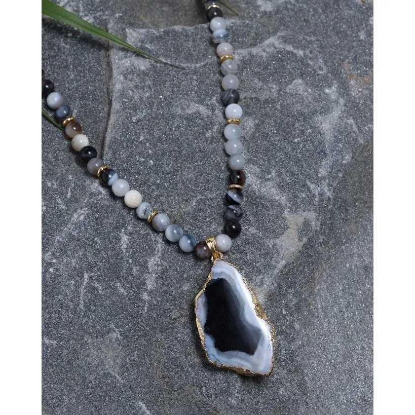 YS Gems Black Druzy Agate Beaded Necklace Brass link chain sold by Zulily product image thumbnail 3