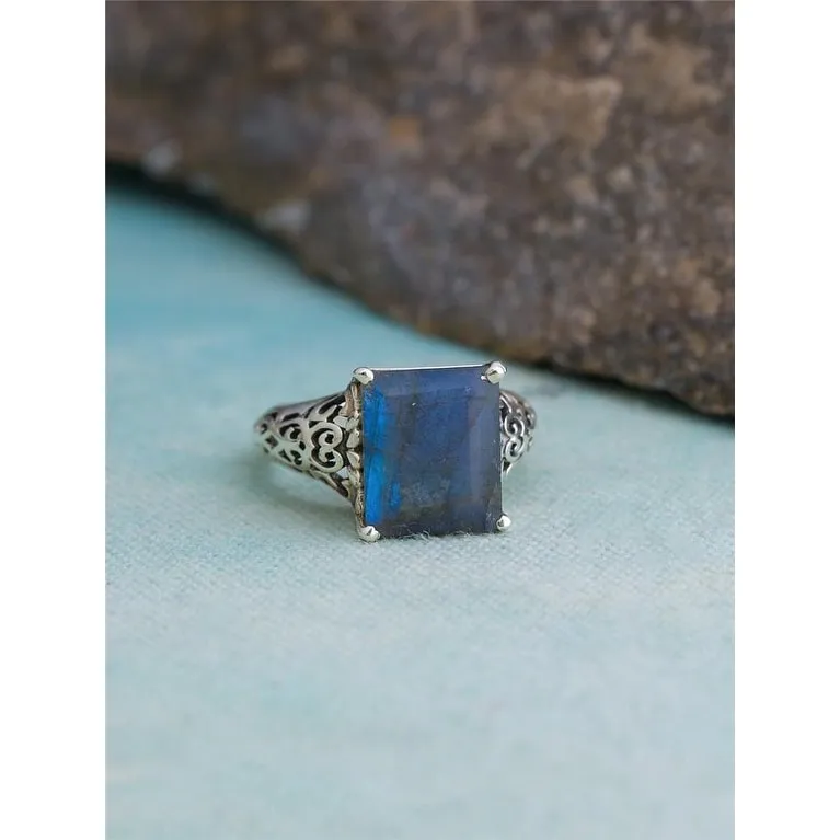 YS Gems Sterling Silver Labradorite Flingree Ring sold by Zulily