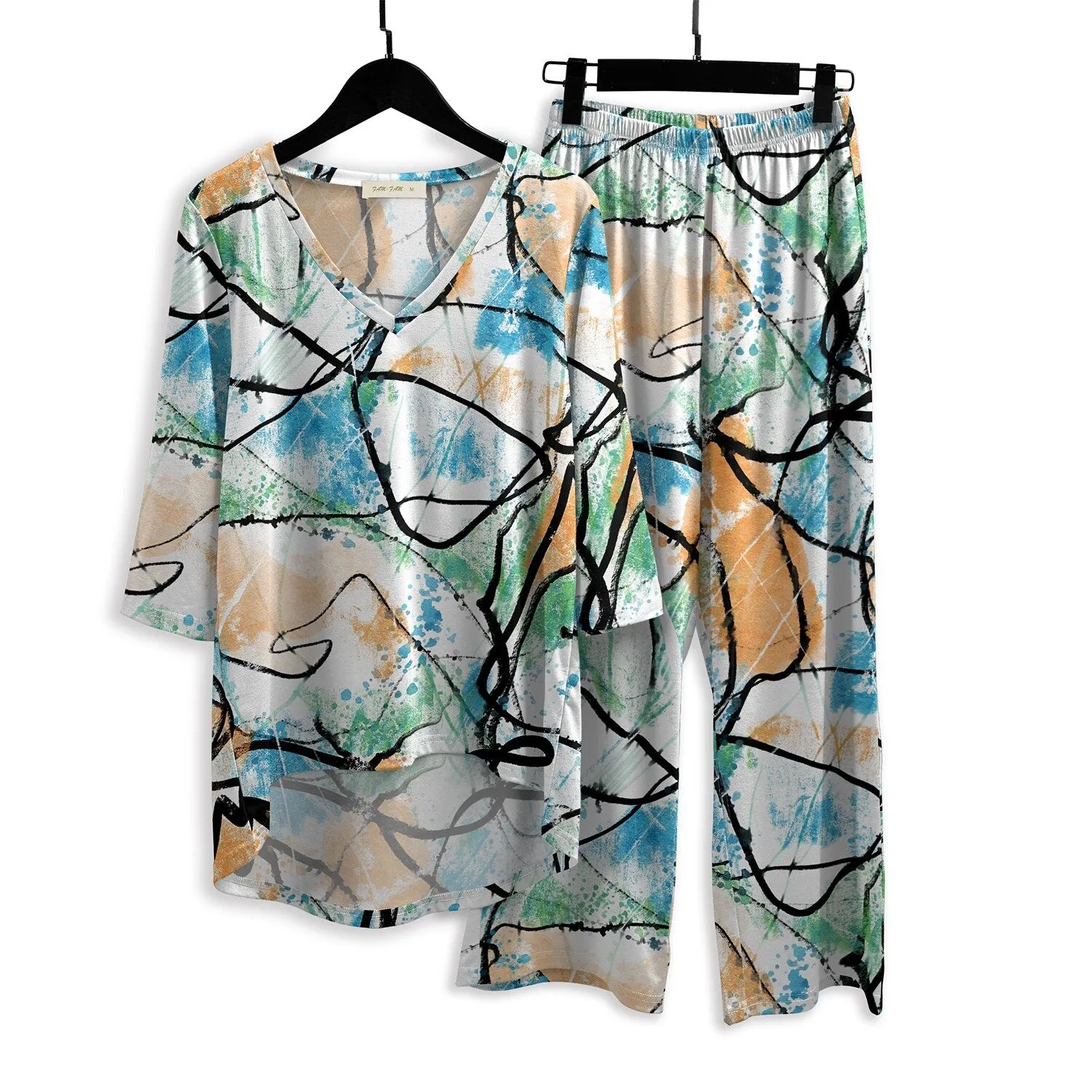 Blue & Black Abstract Three-Quarter Sleeve Hi-Low Tunic & Wide-Leg Pants sold by Zulily product image thumbnail 3