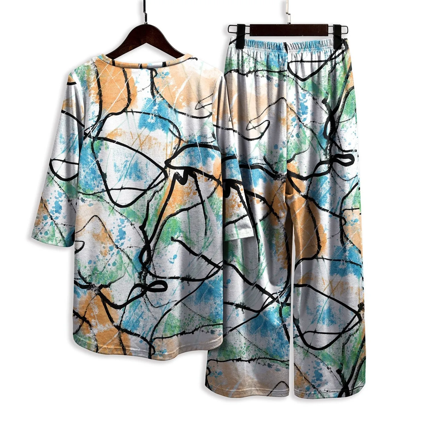 Blue & Black Abstract Three-Quarter Sleeve Hi-Low Tunic & Wide-Leg Pants sold by Zulily product image thumbnail 4