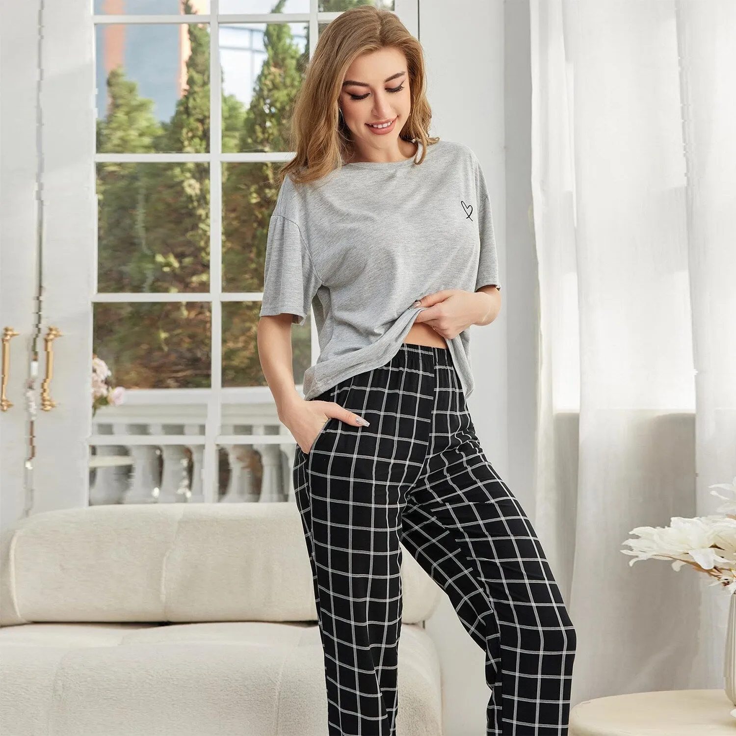 Grey & Black Plaid Loungewear Set sold by Zulily product image thumbnail 3
