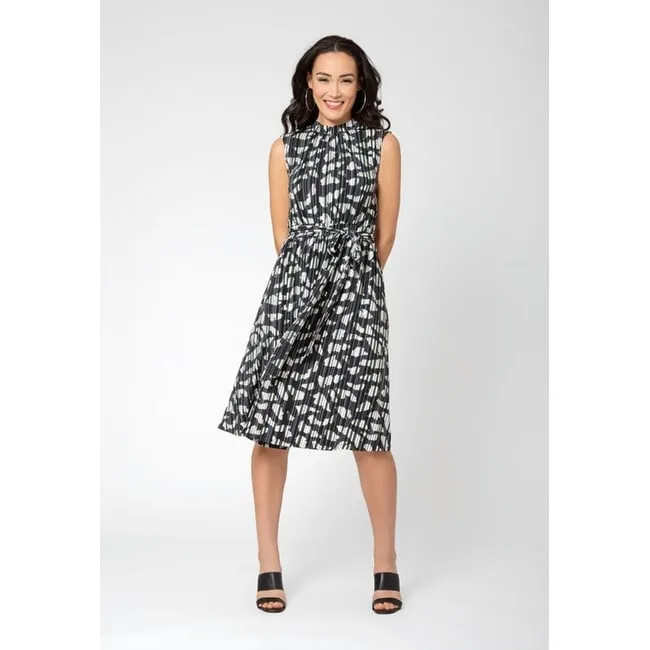 Leota Women's Mindy Sleeveless Midi Dress Blue sold by Zulily