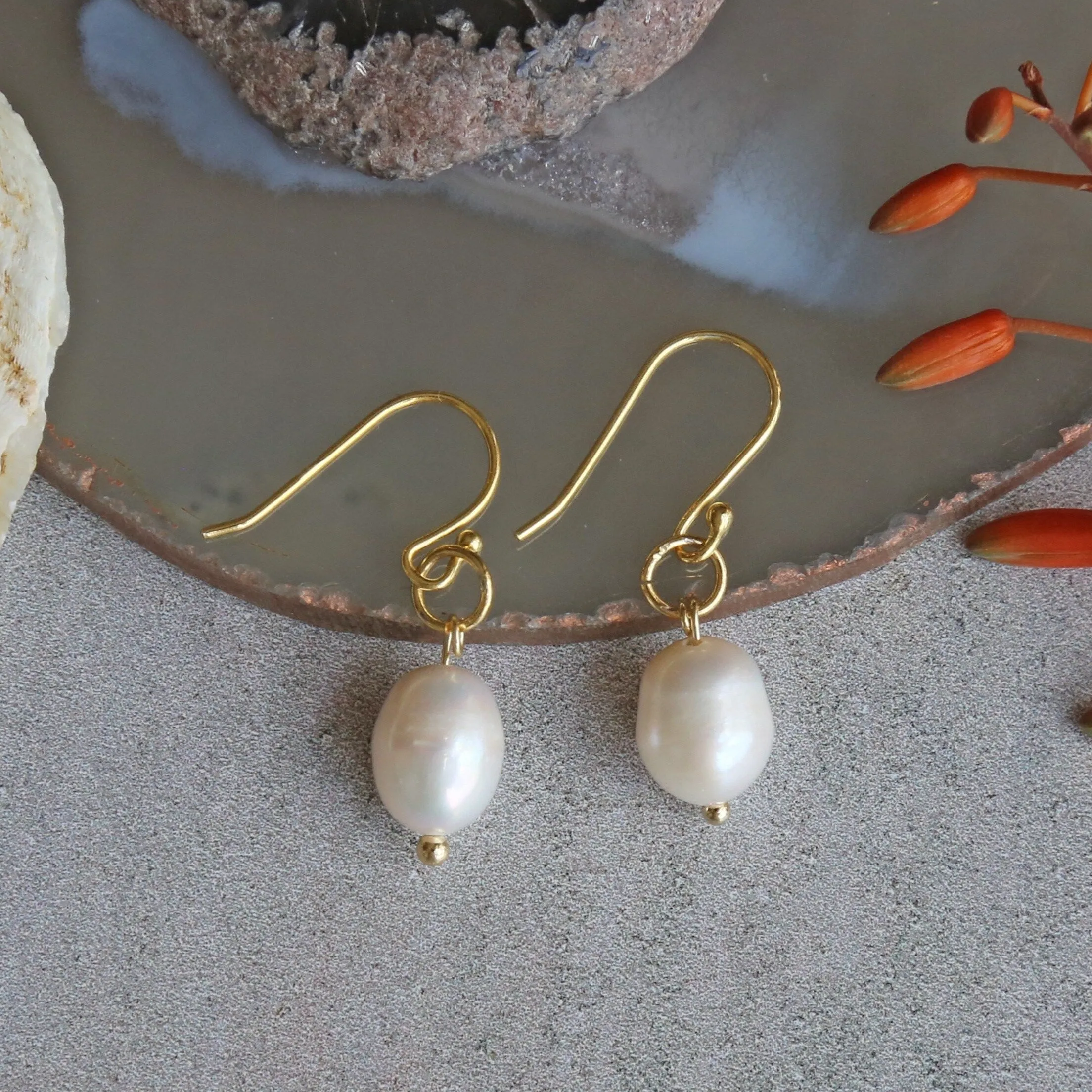 Gold-Chain and Pearl Necklace with Matching Earrings sold by Zulily product image thumbnail 3