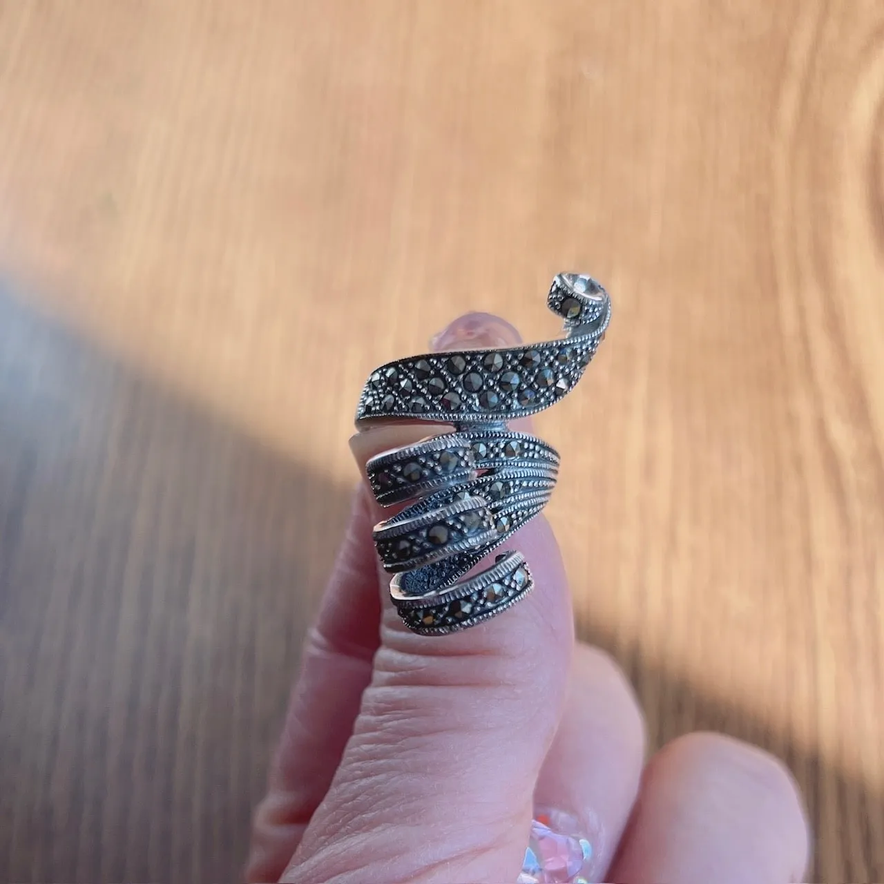 Marcasite and Sterling Silver 4 Lines Curving Up Dimension Ring sold by Zulily product image thumbnail 5