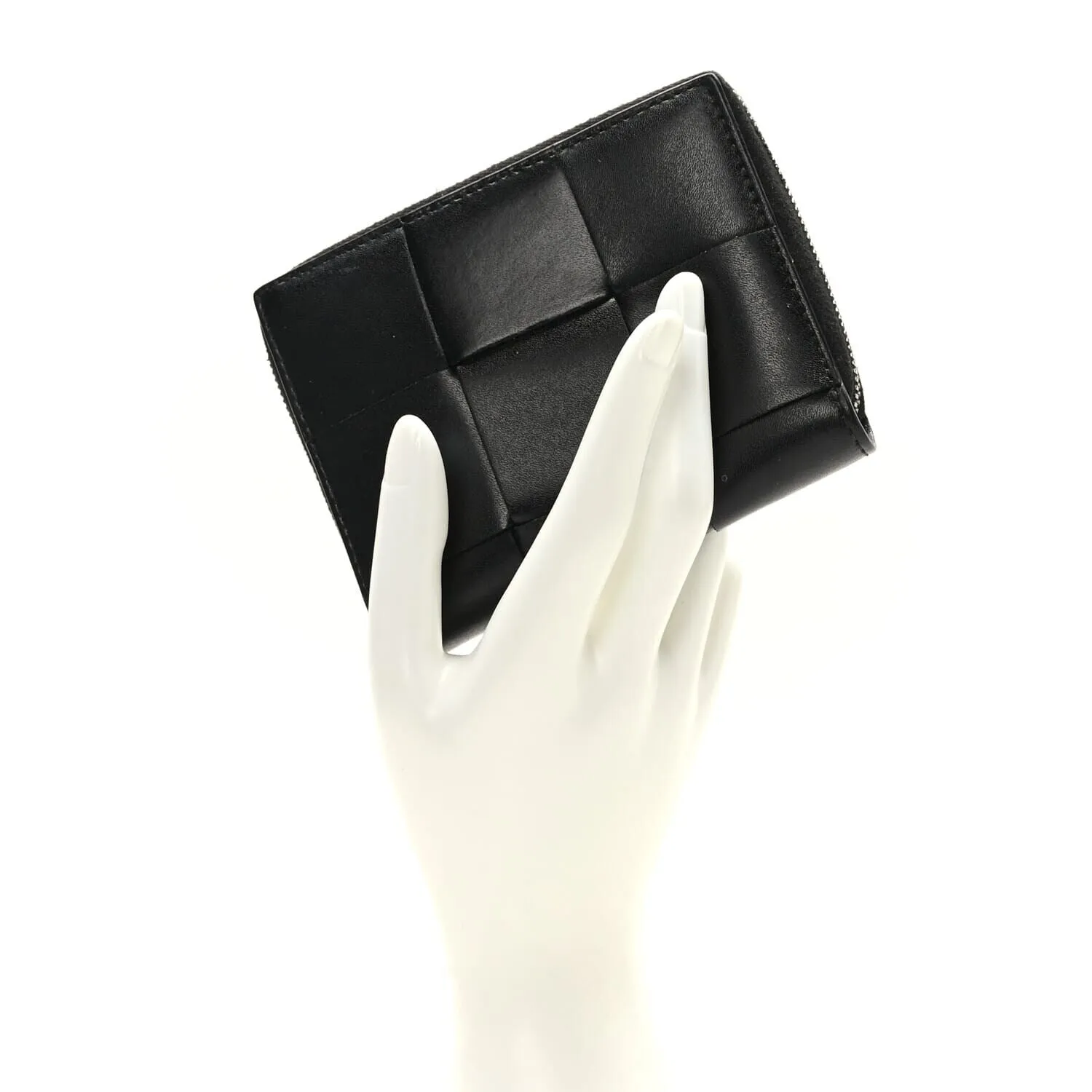 Bottega Veneta Nappa Maxi Intrecciato Zip Around Wallet Black (Pre-Owned) sold by Zulily product image thumbnail 2