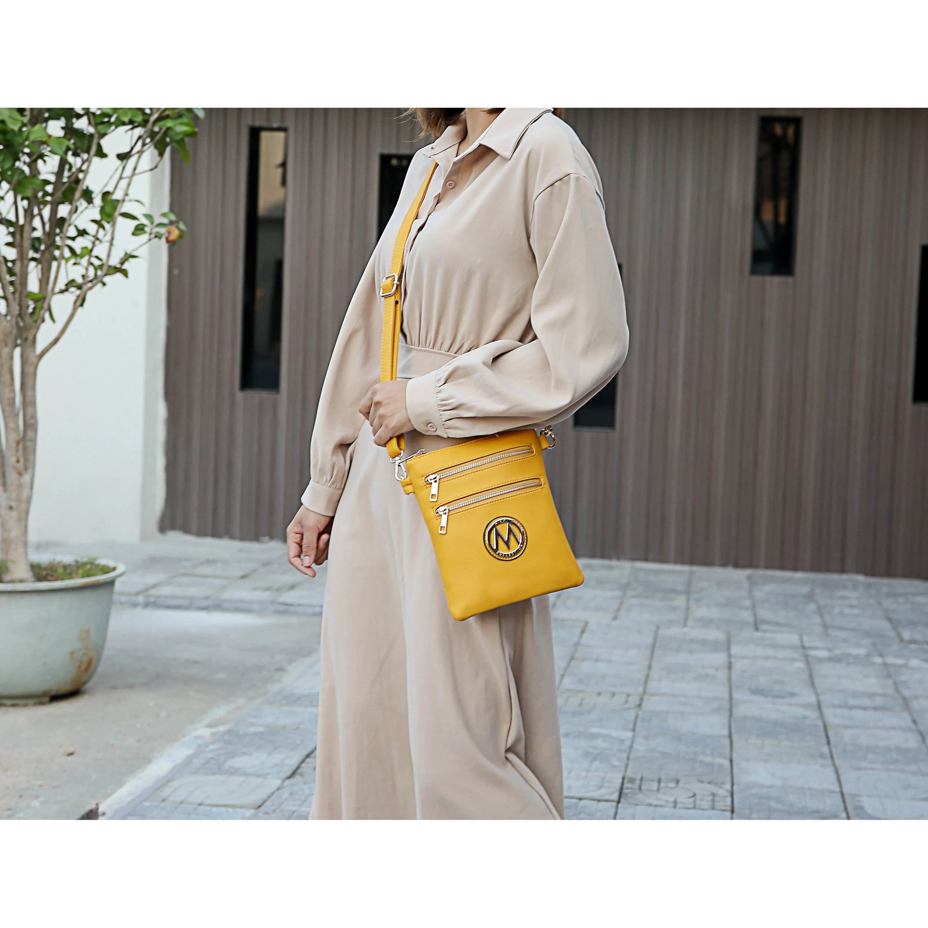 Medina Women's crossbody Bag sold by Zulily product image thumbnail 2