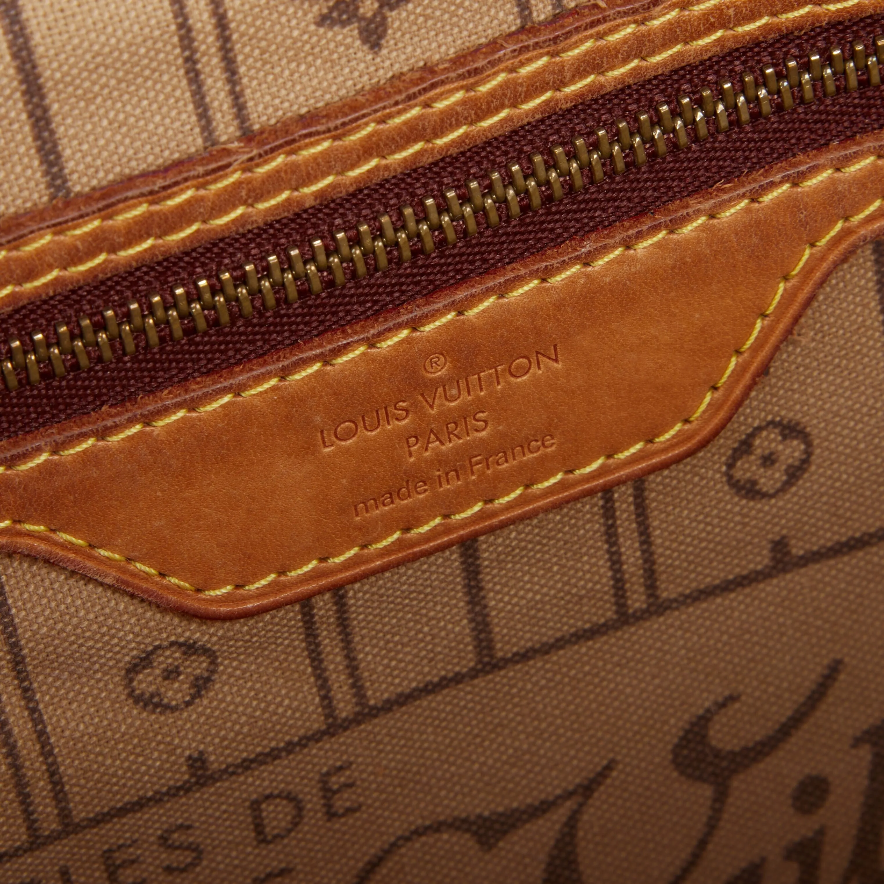 Louis Vuitton Neverfull MM Monogram (Pre-Owned) sold by Zulily product image thumbnail 5