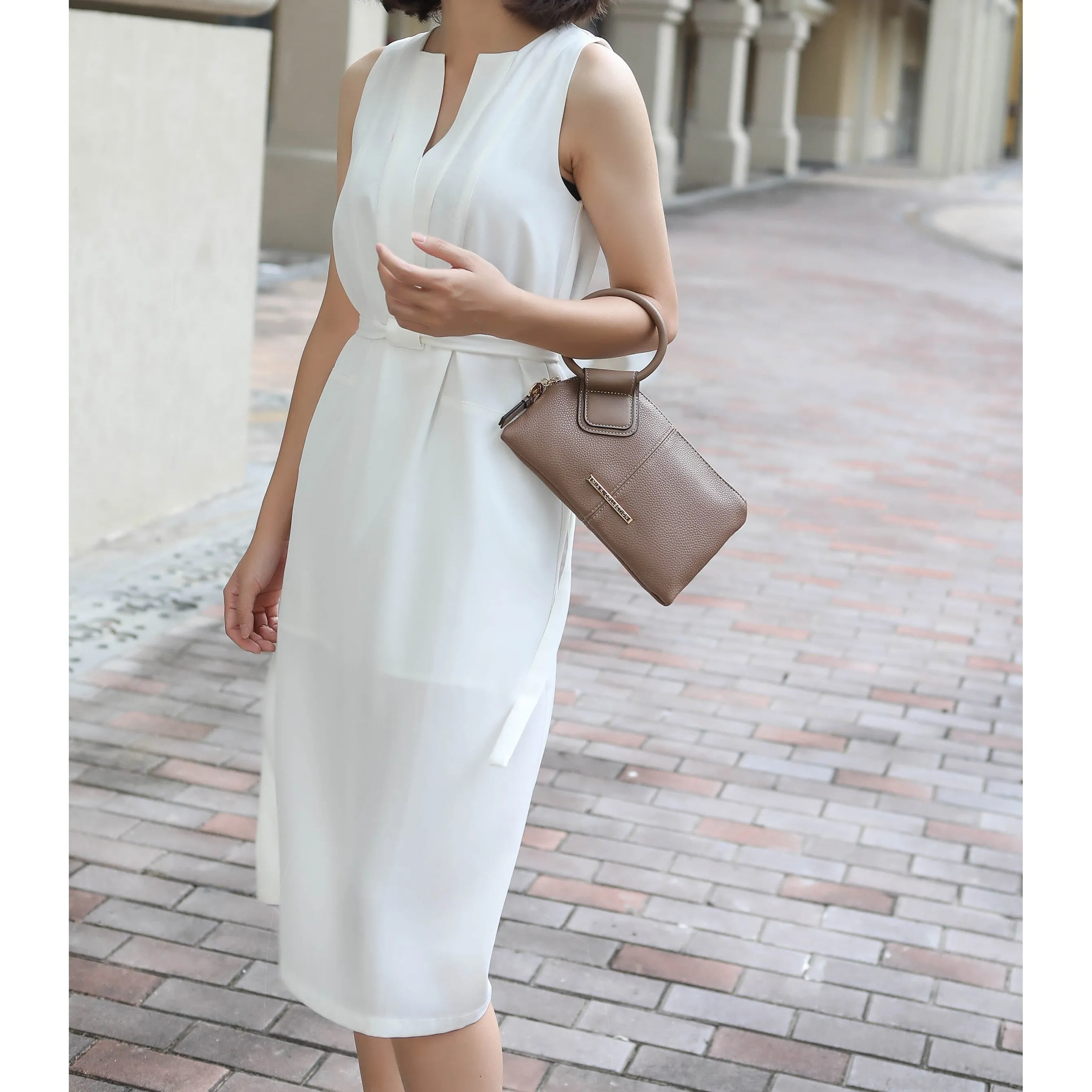 Luna Clutch Wristlet Bag sold by Zulily product image thumbnail 2