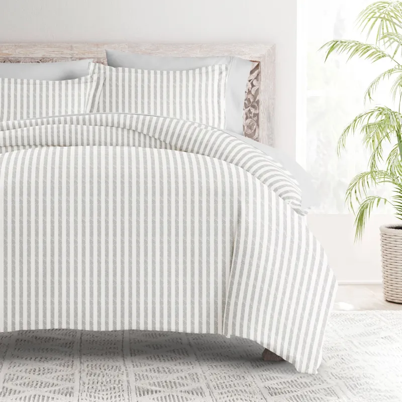 8pc Pattern Duvet Bundle sold by Zulily