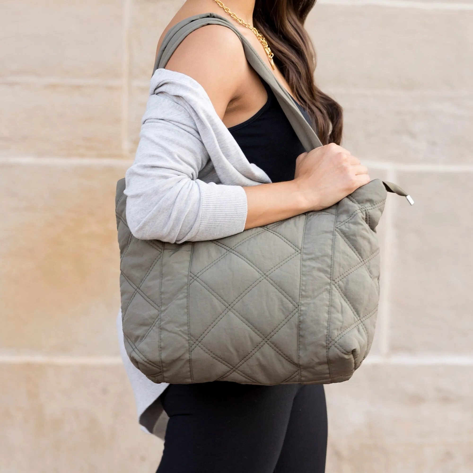 Quilted Tote sold by Zulily product image thumbnail 3