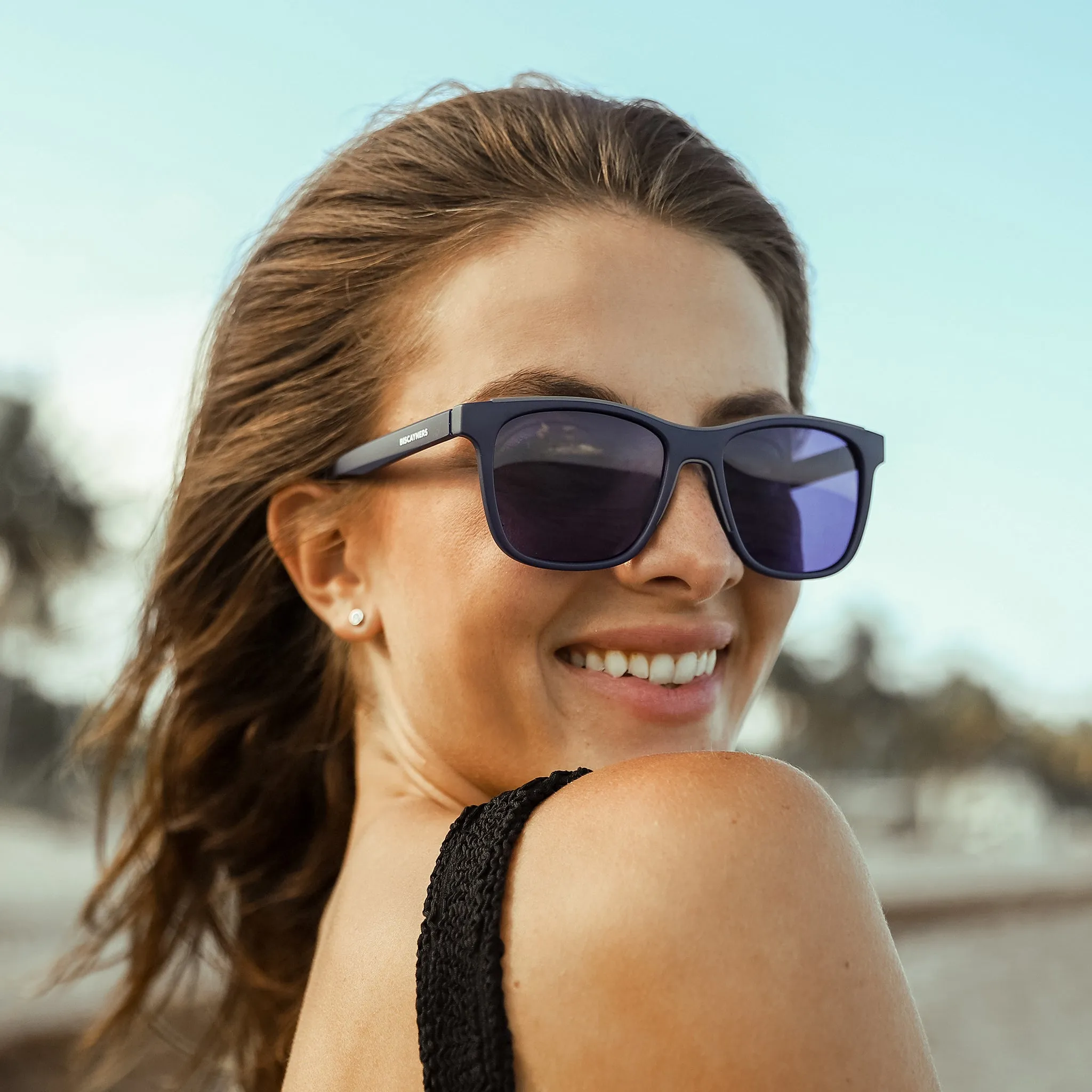 Biscayners Galen Blue Sunglasses sold by Zulily product image thumbnail 3
