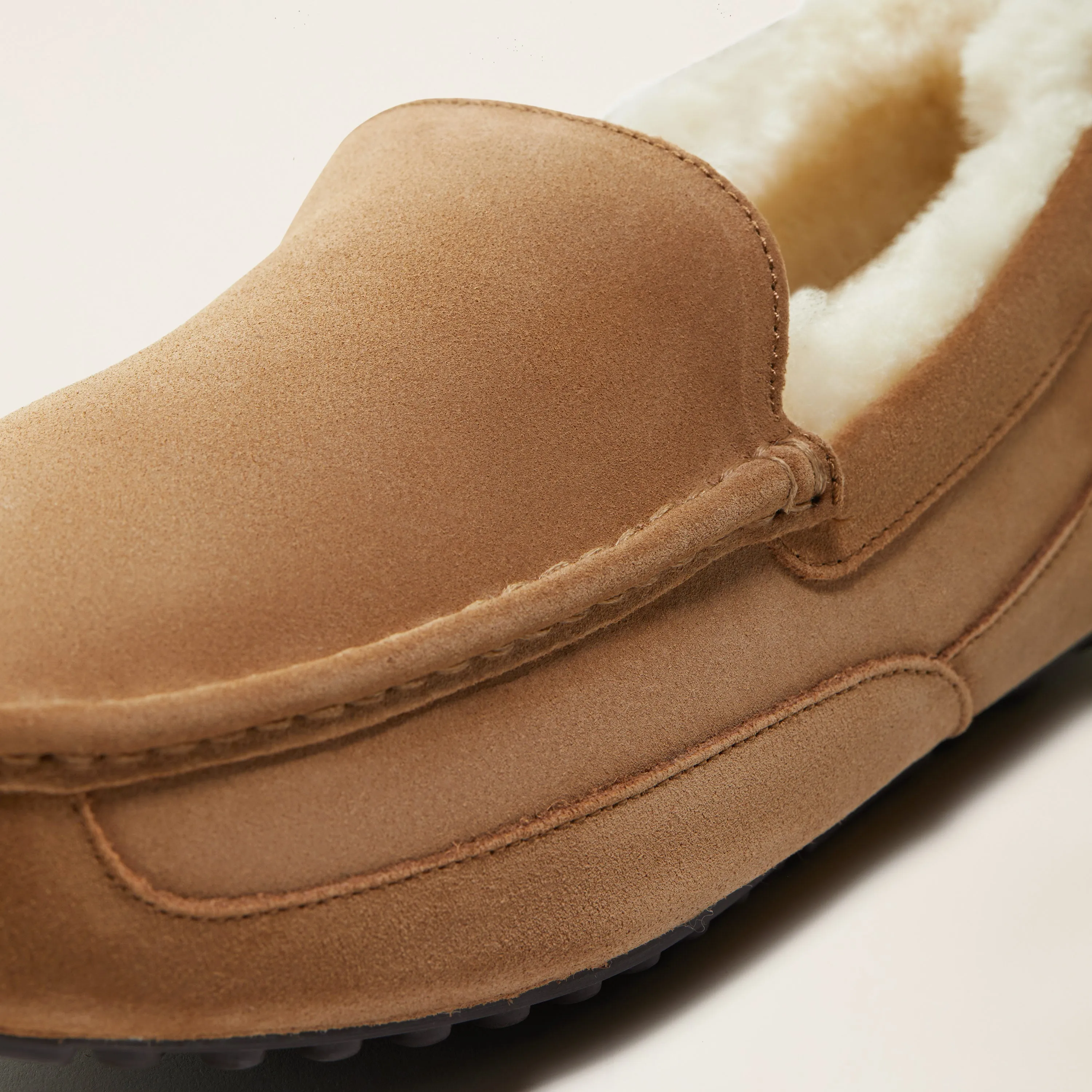 Australian Shearling Tread Men's Moccasin sold by Zulily product image thumbnail 5