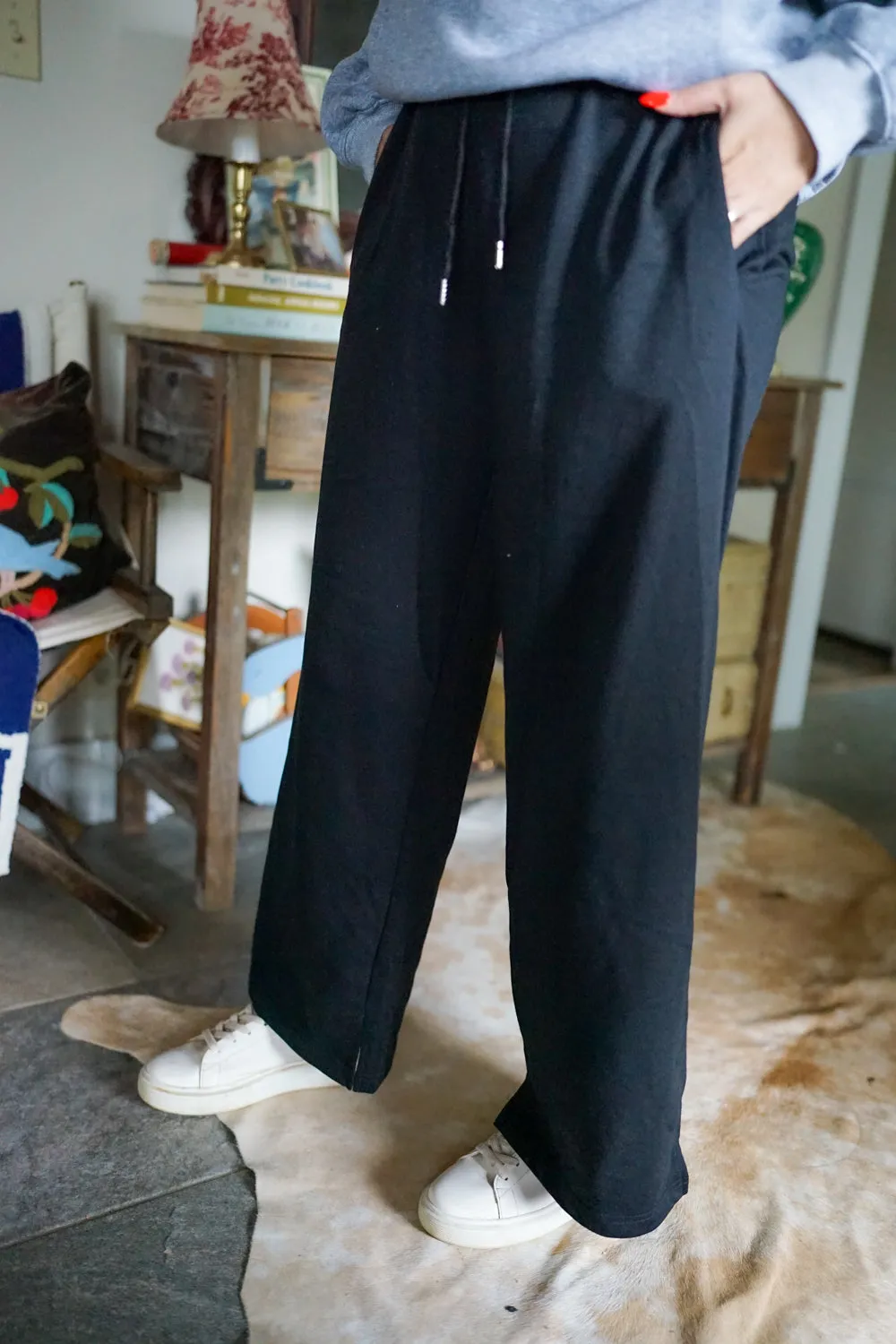Greta Elastic High Waist Drawstring Sweatpants by Threaded Pear sold by Zulily product image thumbnail 5