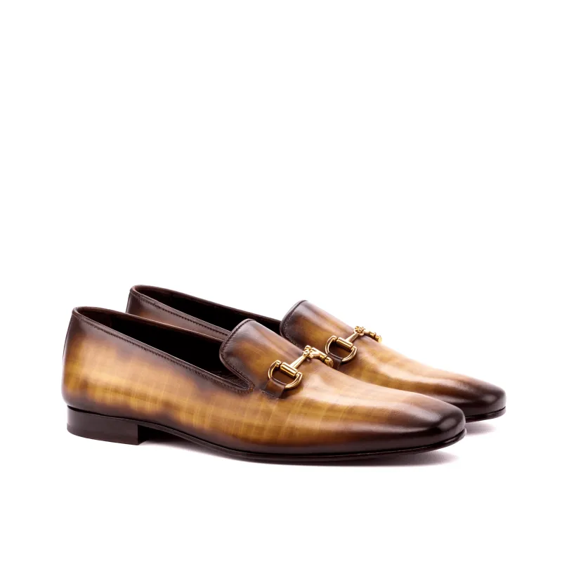 Que Shebley Men's Albus Drake slipon II sold by Zulily