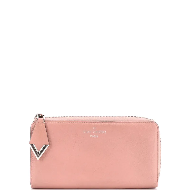 Rebag Women's Comete Wallet Leather Long sold by Zulily