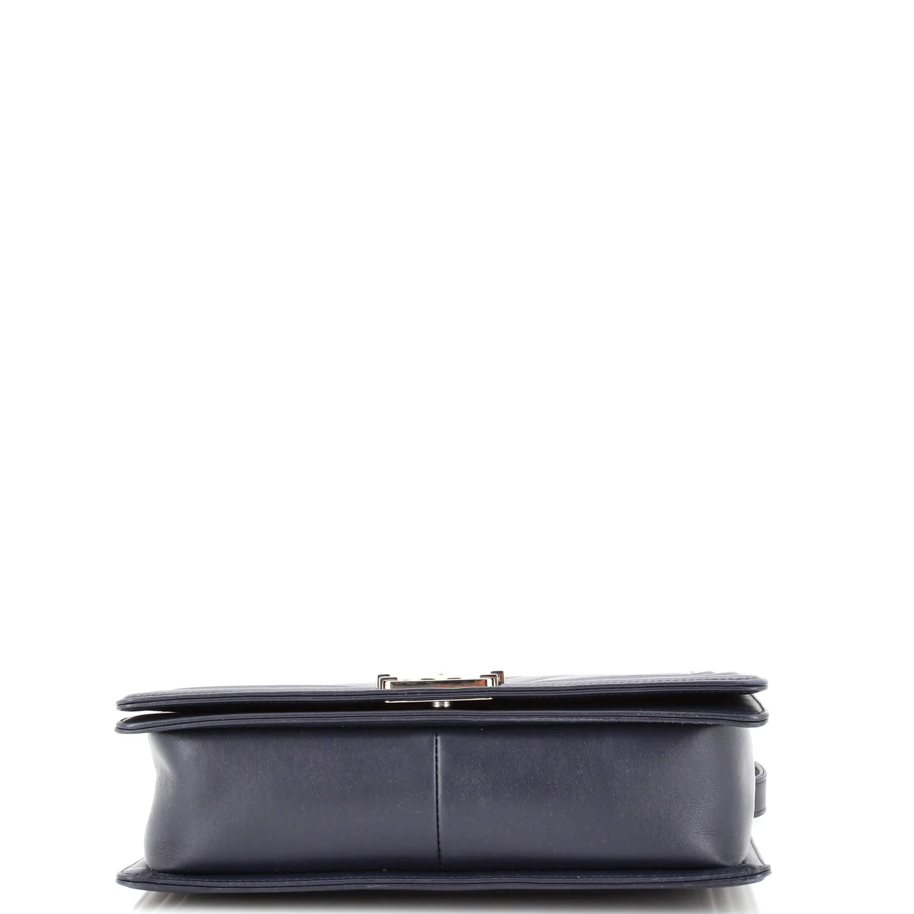 Pre-Loved Chanel Boy Flap Bag Chevron Calfskin New Medium sold by Zulily product image thumbnail 4