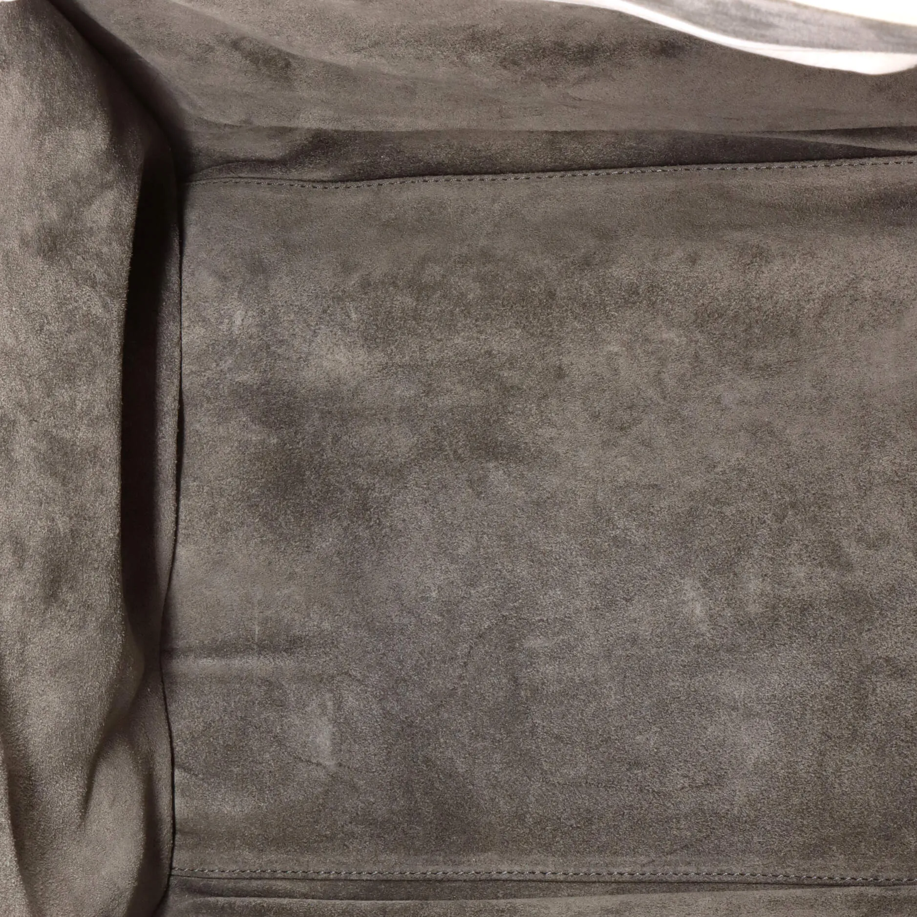 Pre-Loved Celine Phantom Bag Grainy Leather Medium sold by Zulily product image thumbnail 5