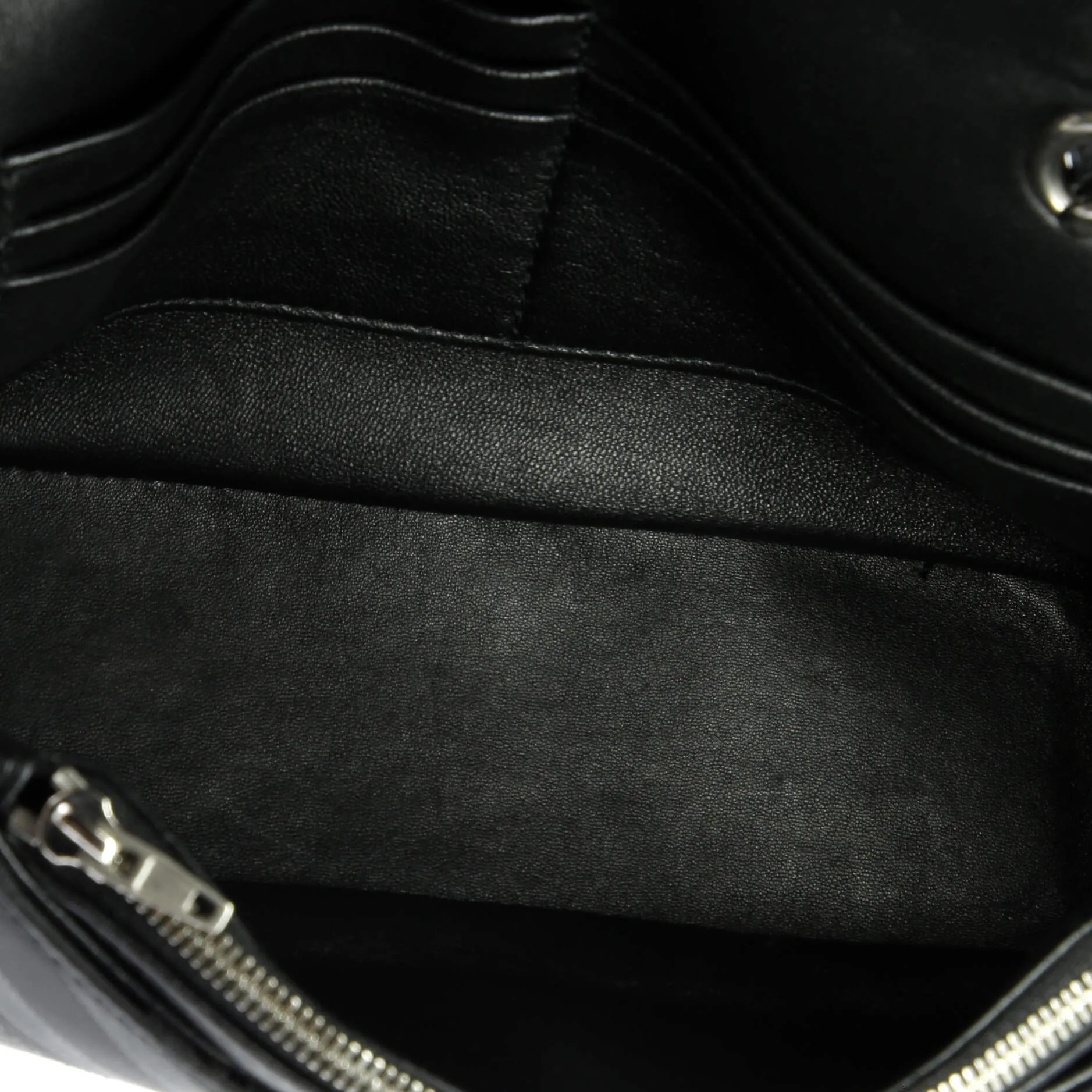 Pre-Loved Balenciaga BB Chain Round Shoulder Bag Jacquard Small sold by Zulily product image thumbnail 5