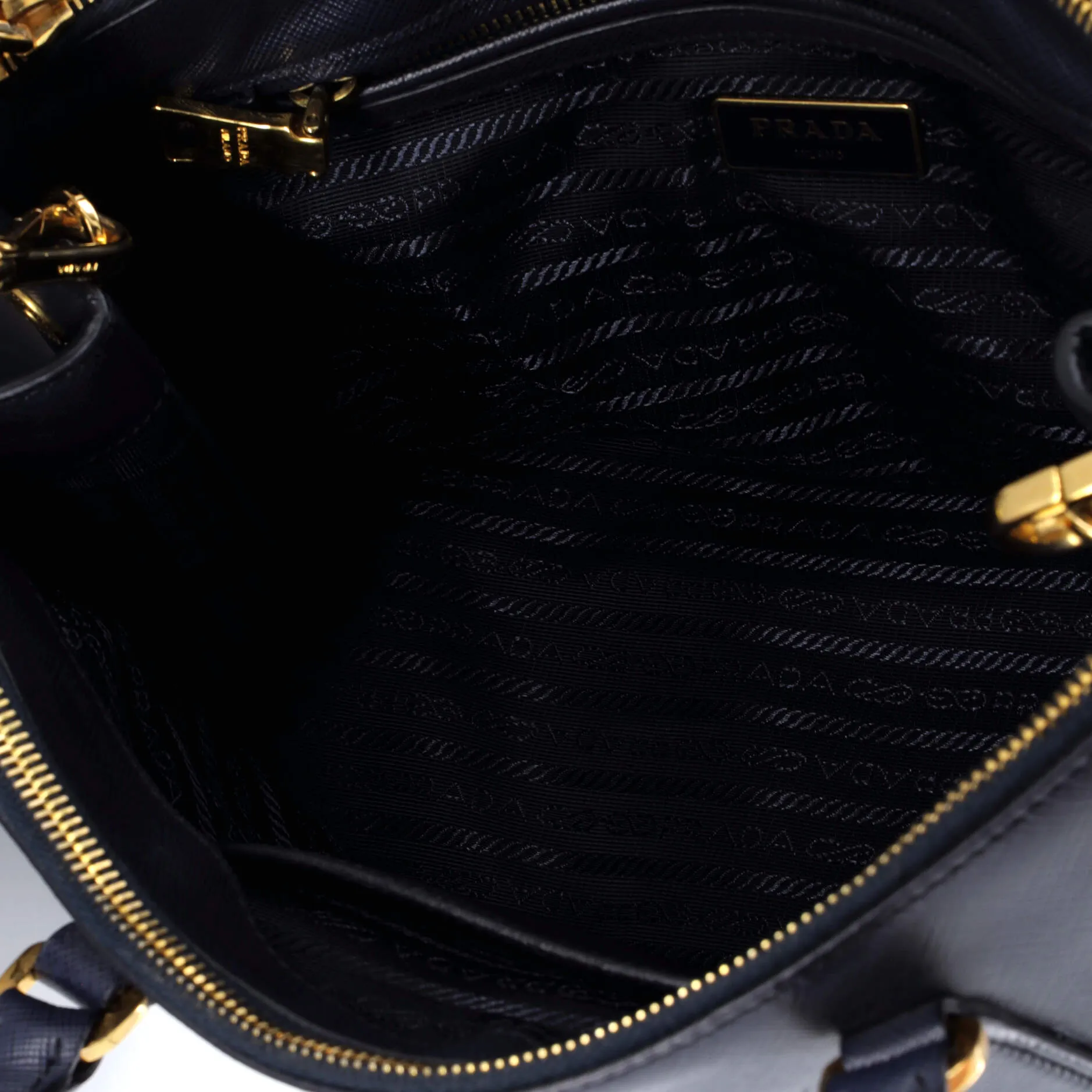 Pre-Loved Prada Galleria Double Zip Tote Saffiano Leather Medium sold by Zulily product image thumbnail 5