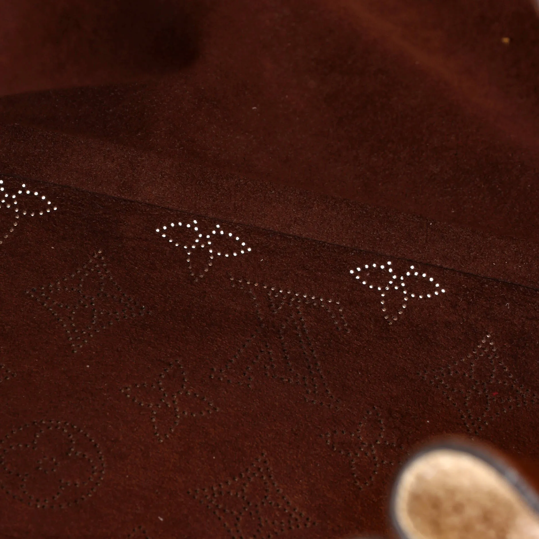 Pre-Loved Louis Vuitton Bella Tote Mahina Leather sold by Zulily product image thumbnail 5