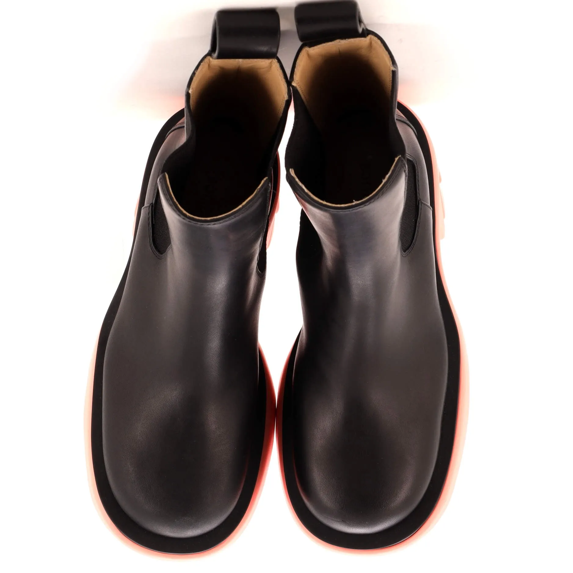 Pre-Loved Bottega Veneta Women's The Flash Chelsea Boots Leather sold by Zulily product image thumbnail 2