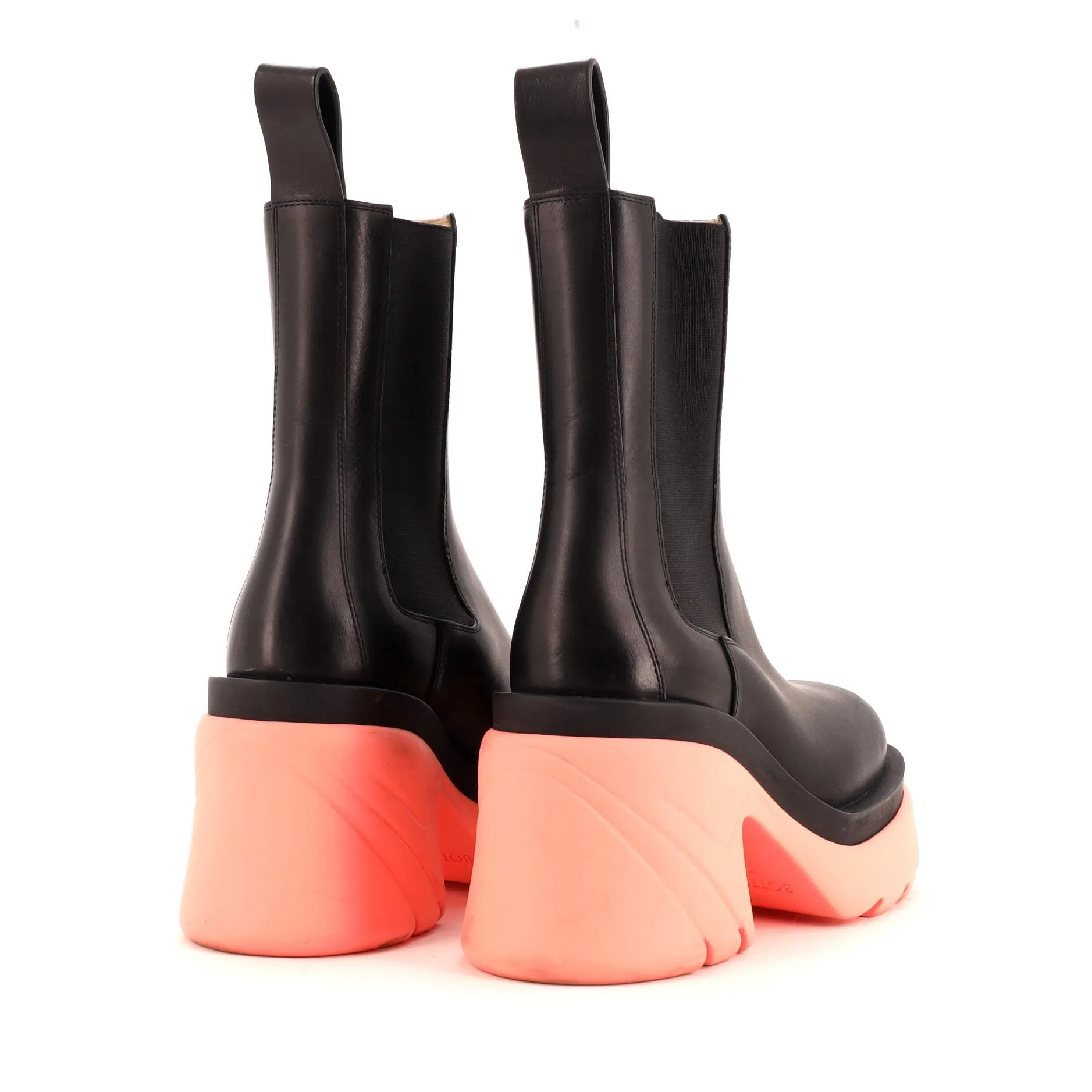 Pre-Loved Bottega Veneta Women's The Flash Chelsea Boots Leather sold by Zulily product image thumbnail 3