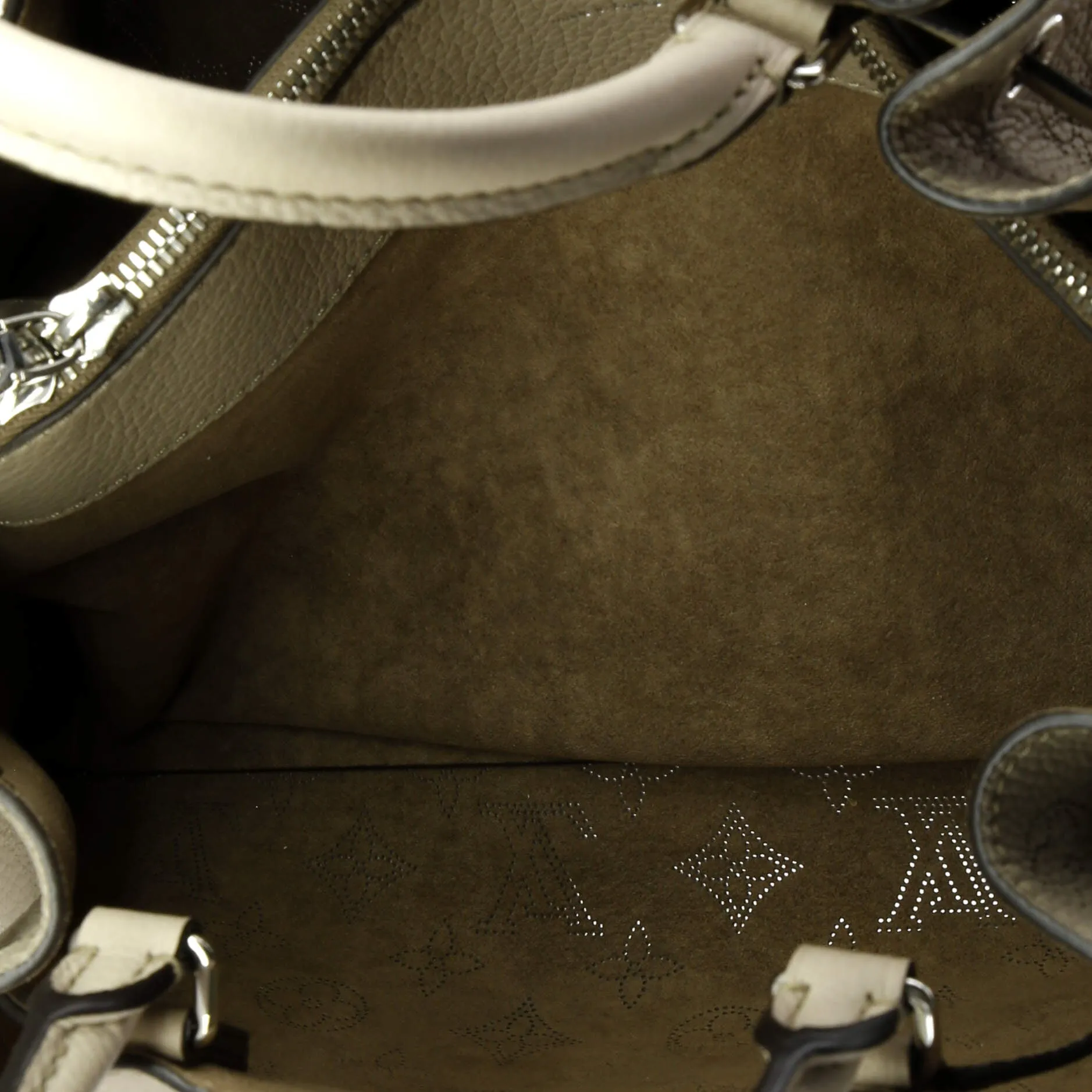 Pre-Loved Louis Vuitton Bella Tote Mahina Leather sold by Zulily product image thumbnail 5