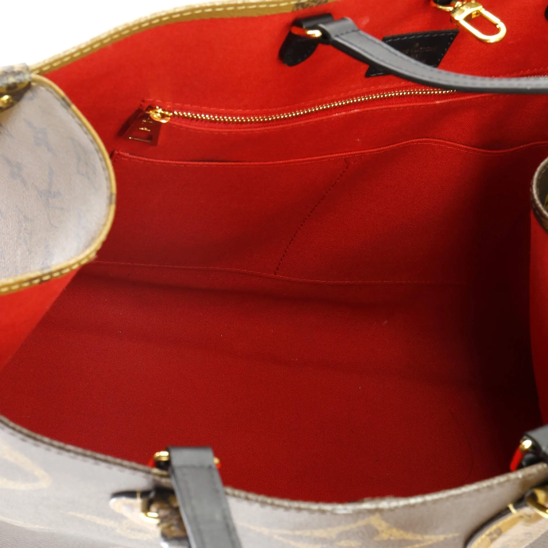 Pre-Loved Louis Vuitton OnTheGo Tote Reverse Monogram Giant GM sold by Zulily product image thumbnail 5