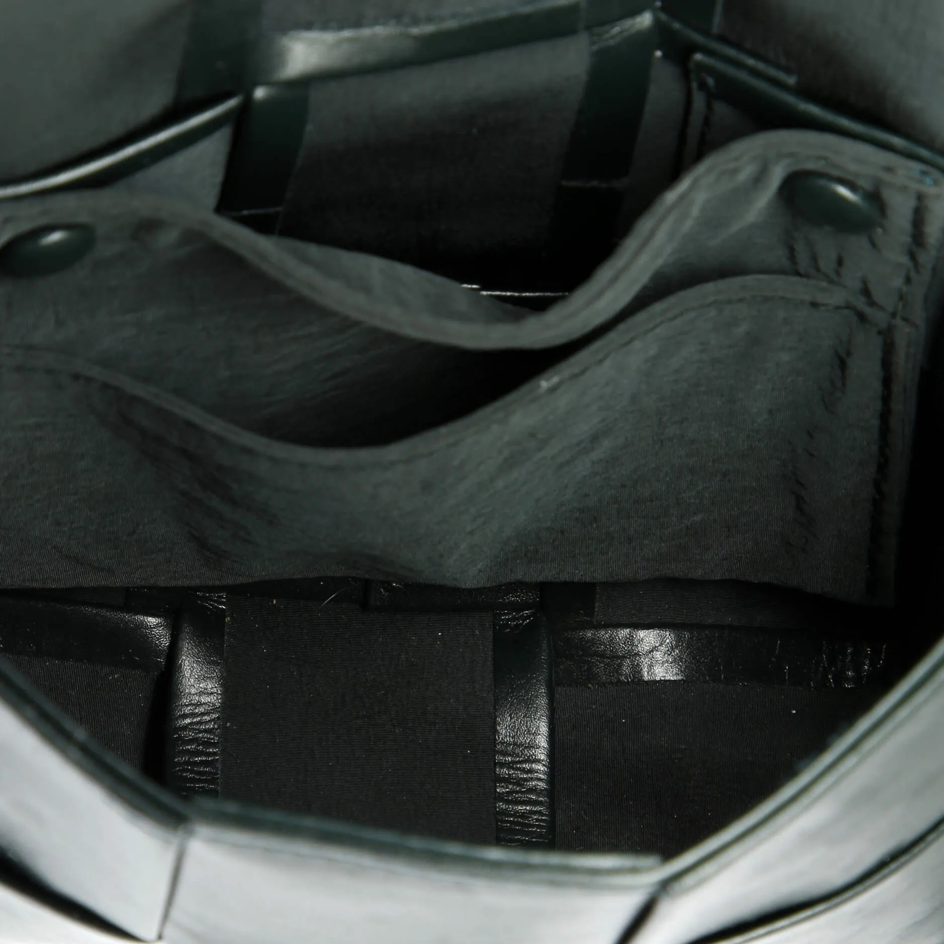 Pre-Loved Bottega Veneta Cassette Crossbody Bag Maxi Intrecciato Leather Candy sold by Zulily product image thumbnail 5