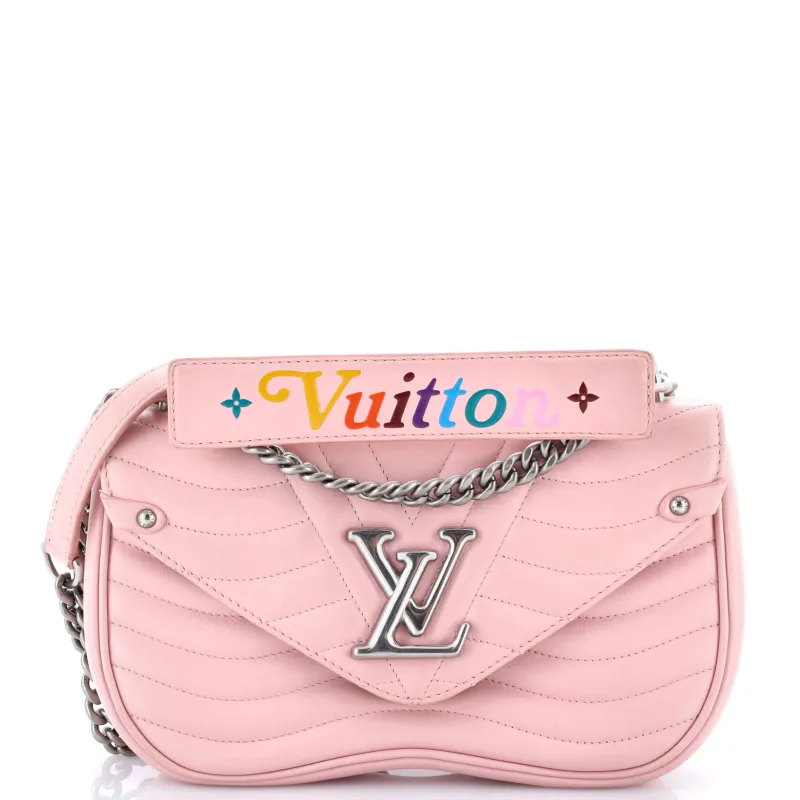 Pre-Loved Louis Vuitton New Wave Chain Bag Quilted Leather MM made by Louis Vuitton