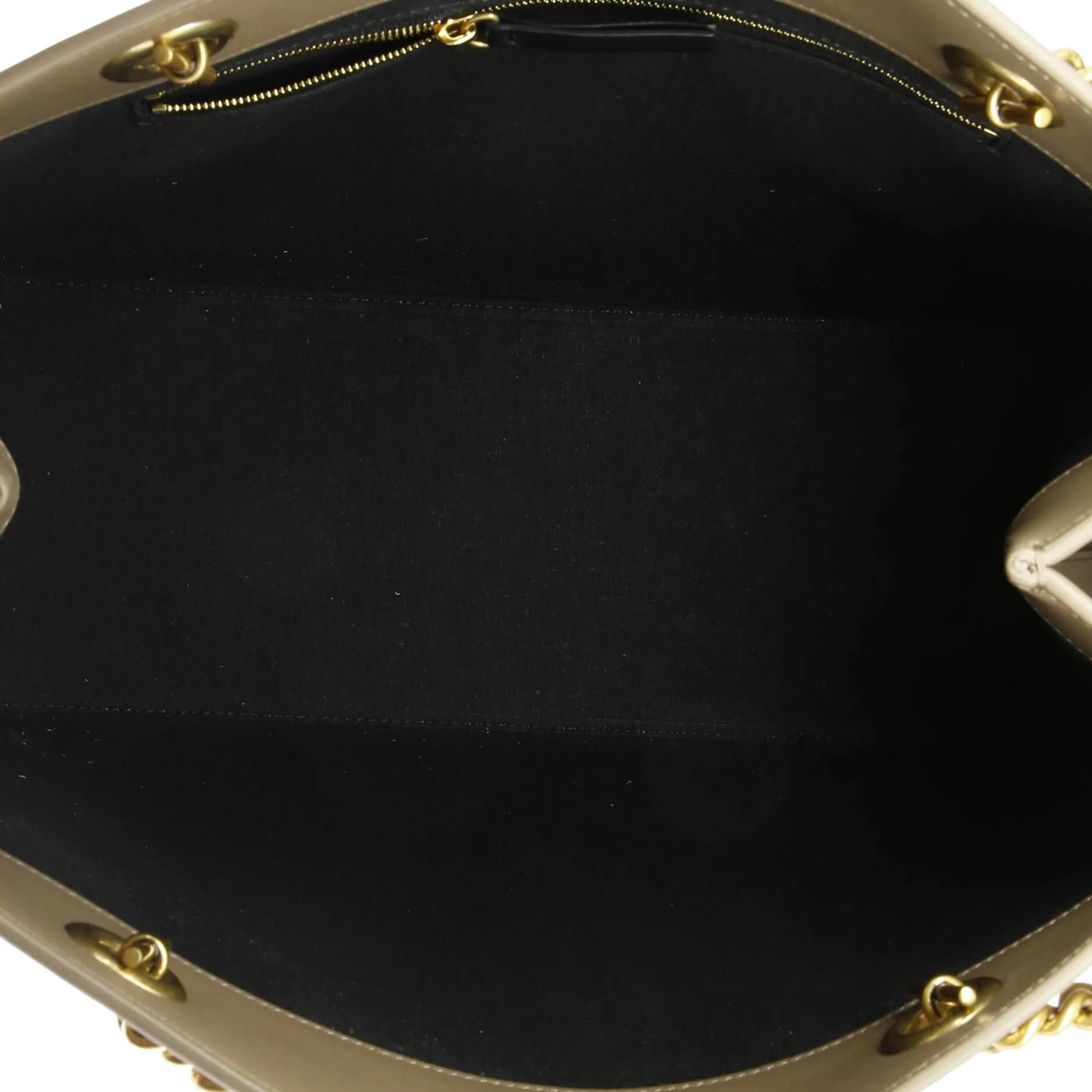 Pre-Loved Balenciaga Duty Free Chain Tote Leather Medium sold by Zulily product image thumbnail 5