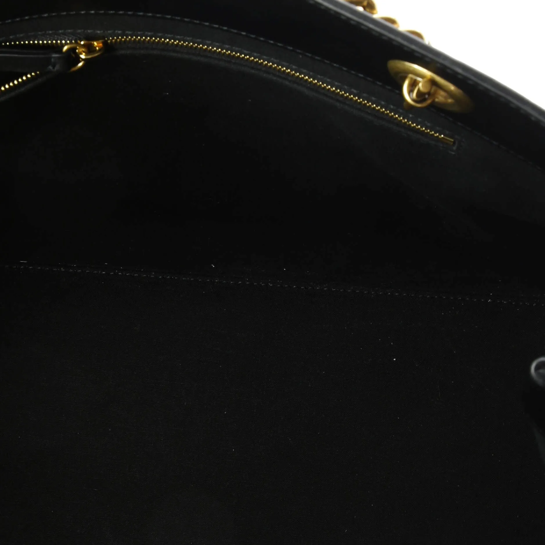 Pre-Loved Balenciaga Duty Free Chain Tote Leather Medium sold by Zulily product image thumbnail 5
