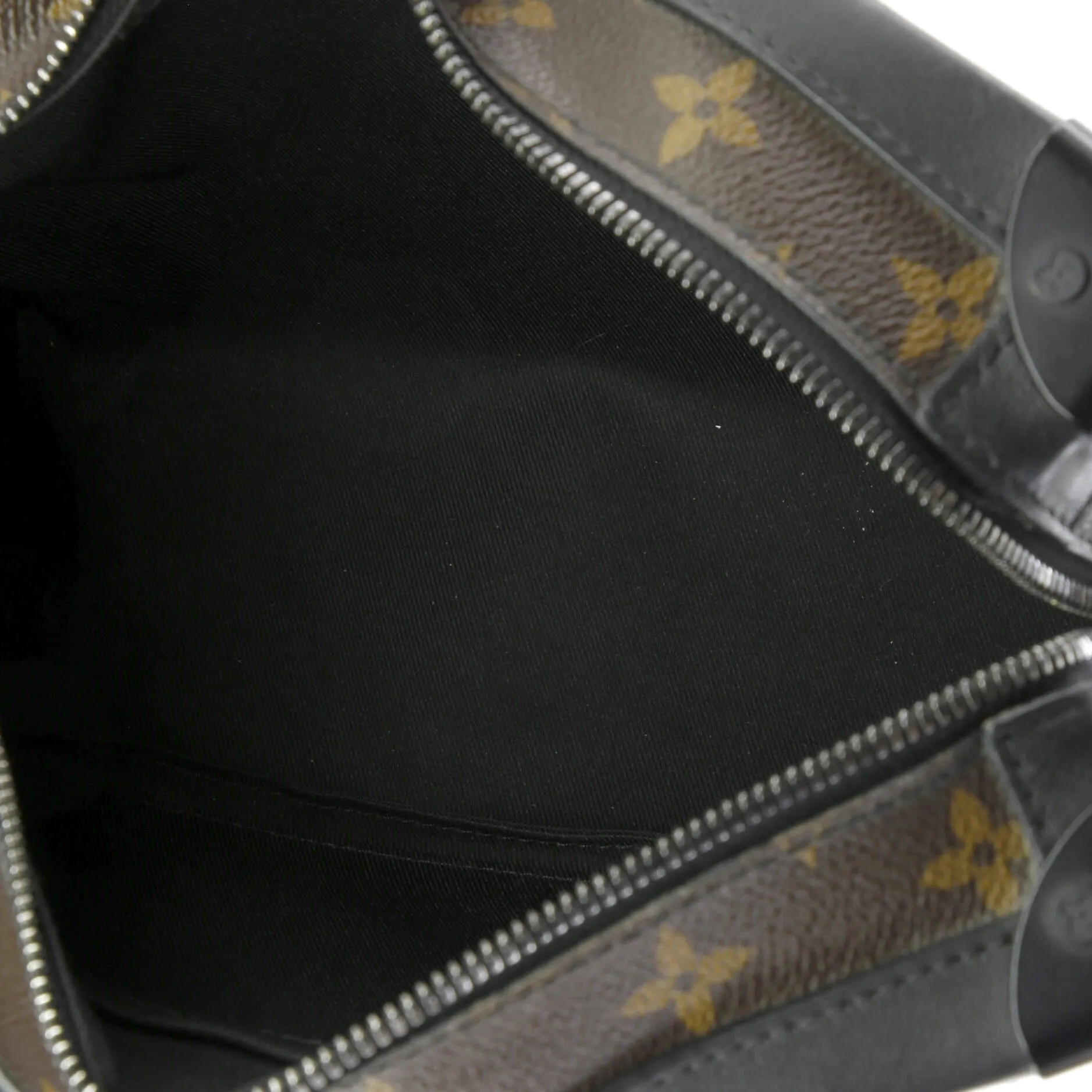 Pre-Loved Louis Vuitton Solar Ray Soft Trunk Bag Monogram Canvas sold by Zulily product image thumbnail 5