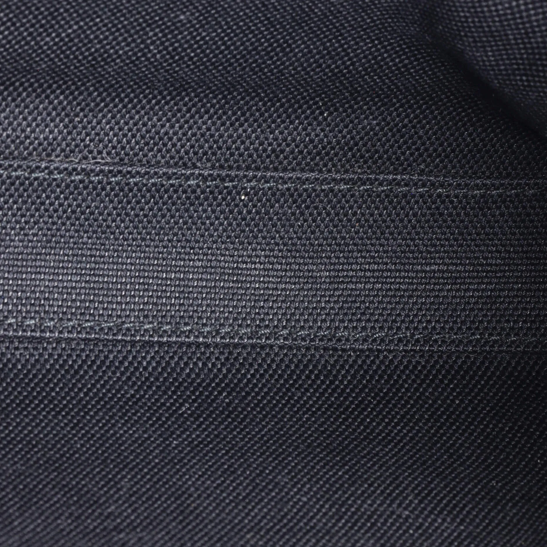 Pre-Loved Gucci Interlocking G Patch Wristlet Messenger Bag GG Coated Canvas Medium sold by Zulily product image thumbnail 5