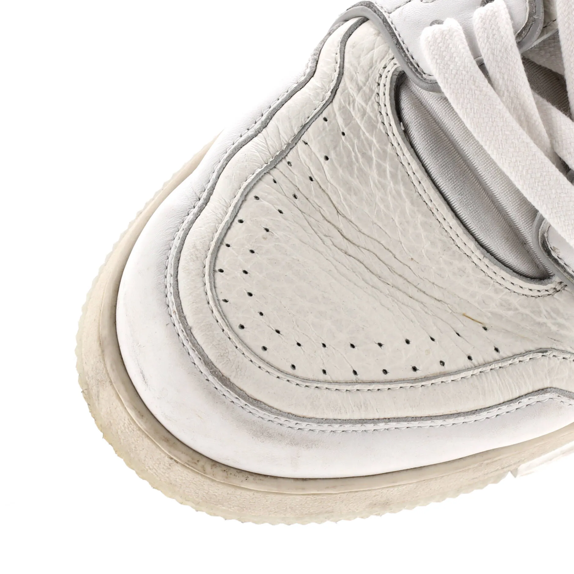 Pre-Loved Louis Vuitton Men's LV Trainer Sneakers Leather sold by Zulily product image thumbnail 5