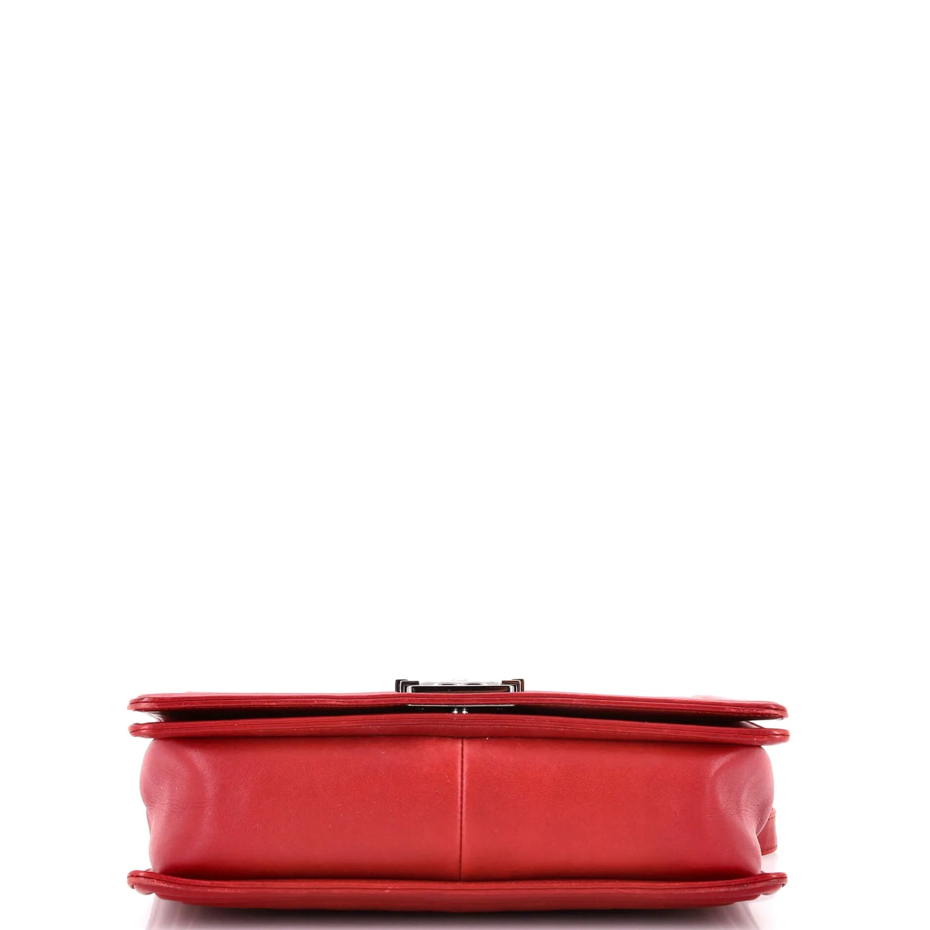 Pre-Loved Chanel Boy Flap Bag Chevron Calfskin with Micro Chain Detail Old Medium sold by Zulily product image thumbnail 4