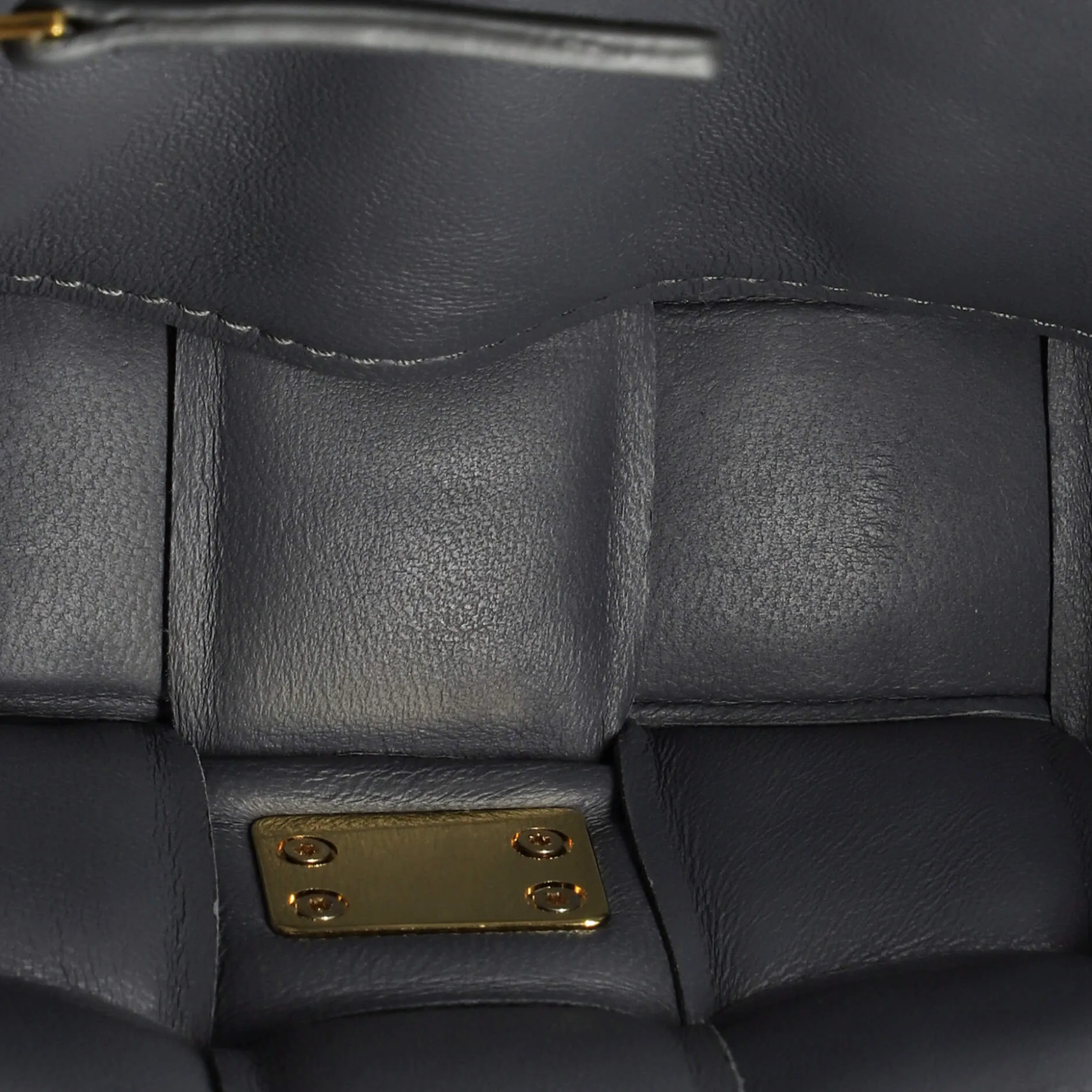 Pre-Loved Bottega Veneta Cassette Crossbody Bag Padded Maxi Intrecciato Leather Small sold by Zulily product image thumbnail 5