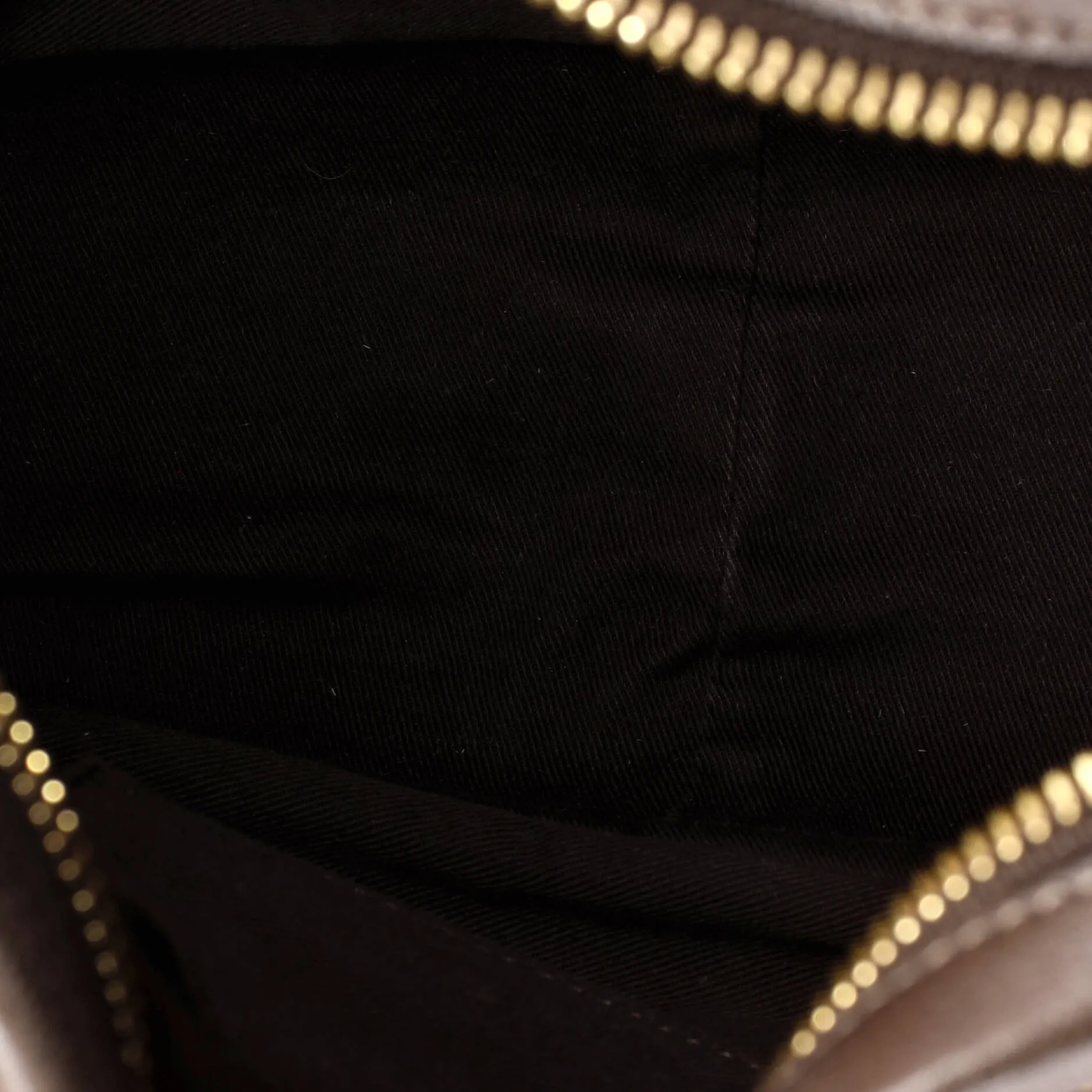 Pre-Loved Chloe Paraty Top Handle Bag Leather Medium sold by Zulily product image thumbnail 5