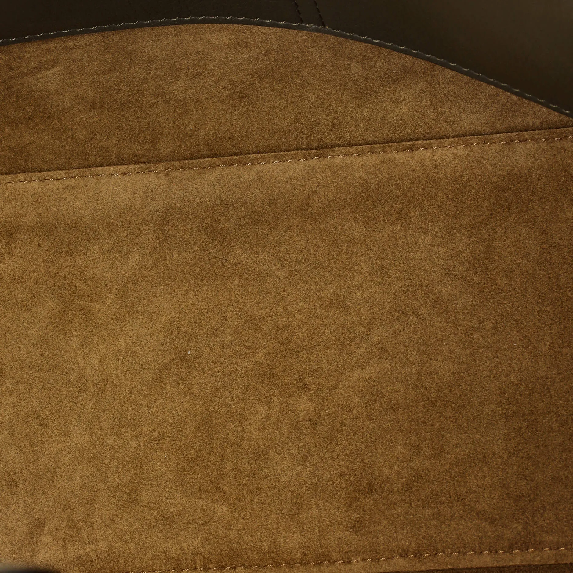 Pre-Loved Loewe Anagram Tote Leather Small sold by Zulily product image thumbnail 5